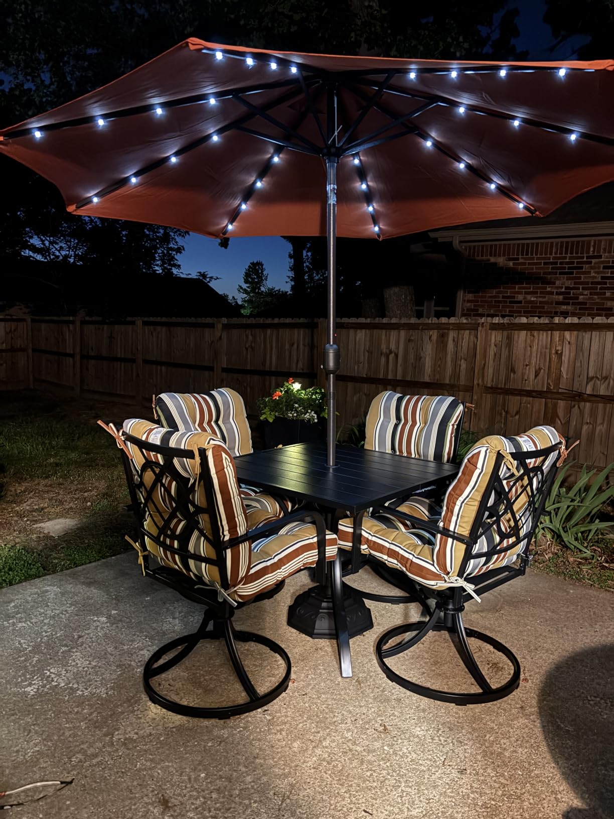 Blissun 9 ft Solar Umbrella 32 LED Lighted Patio Umbrella Table Market Umbrella with Tilt and Crank Outdoor Umbrella for Garden, Deck, Backyard, Pool and Beach (Navy Blue) customer photo 2