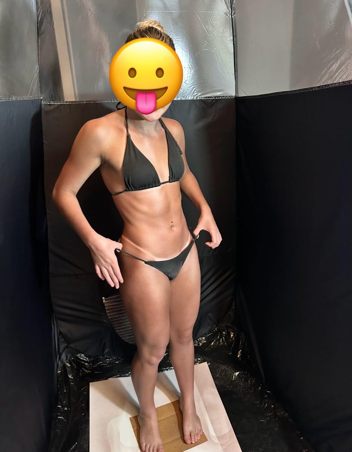 Bronze Tan Professional Spray Tan Machine with HVLP Spray Gun, 110V | Portable spray tanning system for salons and mobile artists, with a sleek design, smooth HVLP application, and 110V AC power. customer photo 2