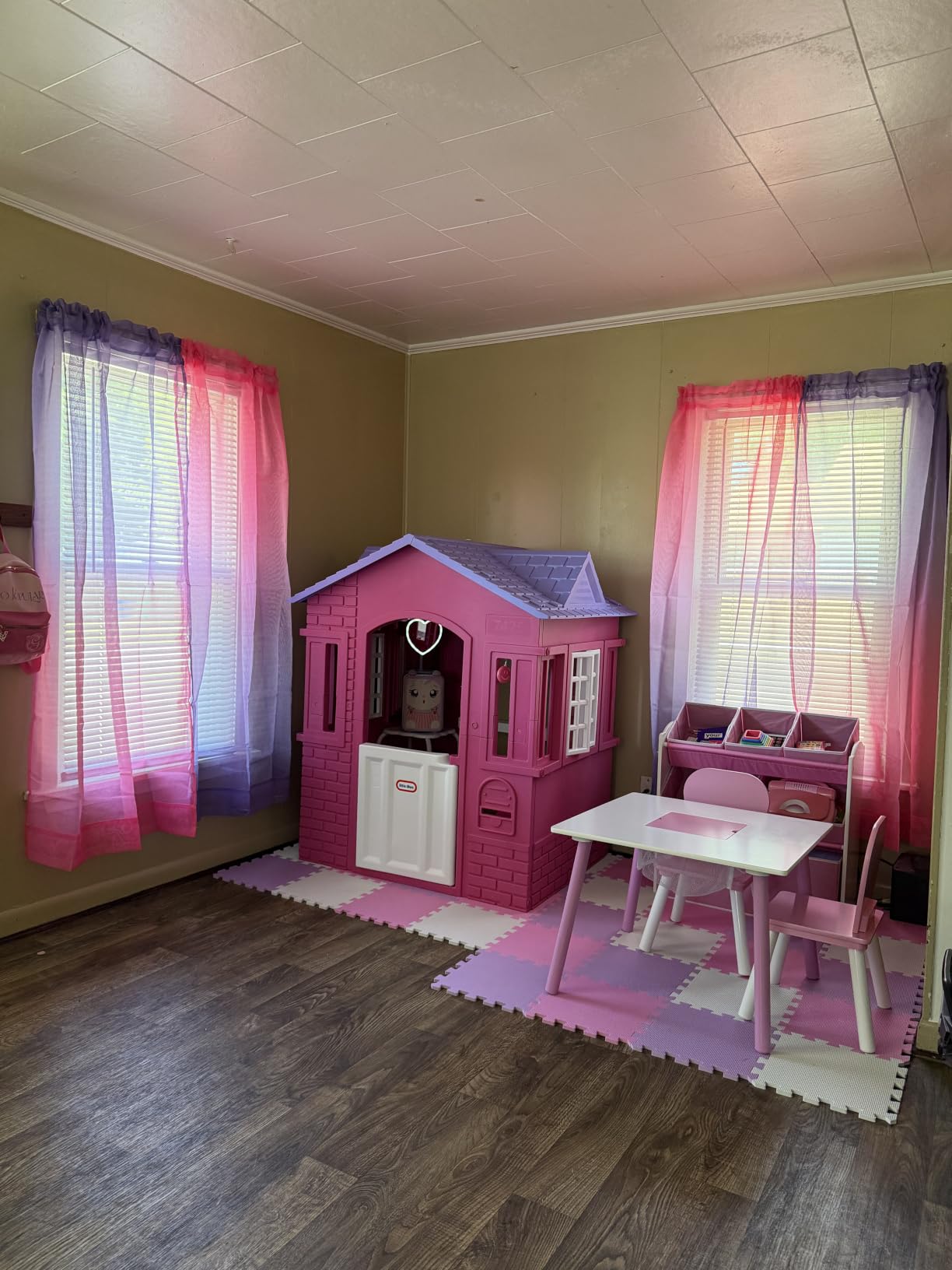 Little Tikes Cape Cottage Playhouse with Working Door, Windows, and Shutters - Tan, Toddlers Ages 2+ Years customer photo 2