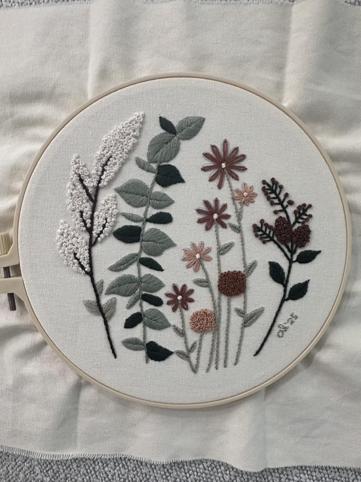 Uphome 3 Pack Embroidery Starter Kit for Beginners Stamped Cross Stitch Kits with Cute Flowers and Plants Patterns with 1 Embroidery Hoop and Color Threads for Adults Kids customer photo 1
