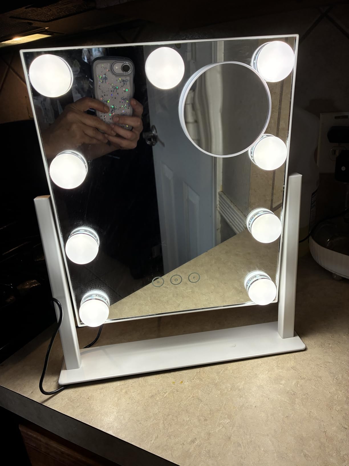 Vanity Mirror with Lights, Makeup Mirror with Lights, 3 Color Lighting Modes Detachable 10X Magnification Mirror Touch Control, 360°Rotation, White customer photo 2