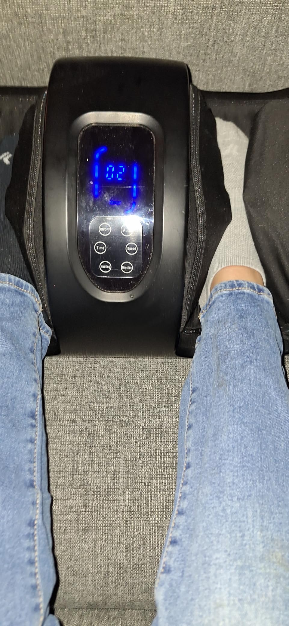 Best Choice Products Shiatsu Foot Massager with Heat for Plantar Fasciitis & Neuropathy, Kneading Foot & Calf Massager with Remote, 360 Adjustable Handle, Rolling & Compression Massage - Black customer photo 2