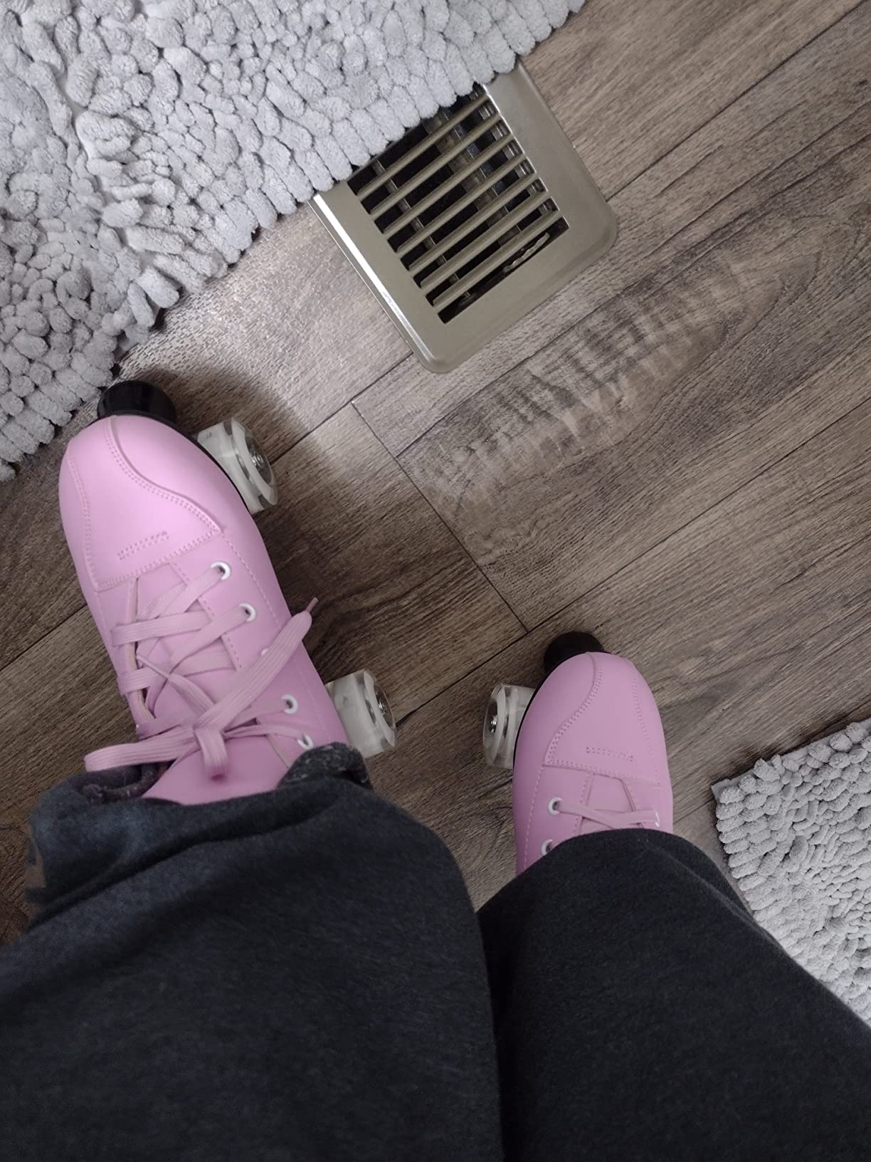 YYW Roller Skates for Women Men, High Top PU Leather Classic Double-Row, Indoor Outdoor, Beginner Shoes Bag customer photo 2