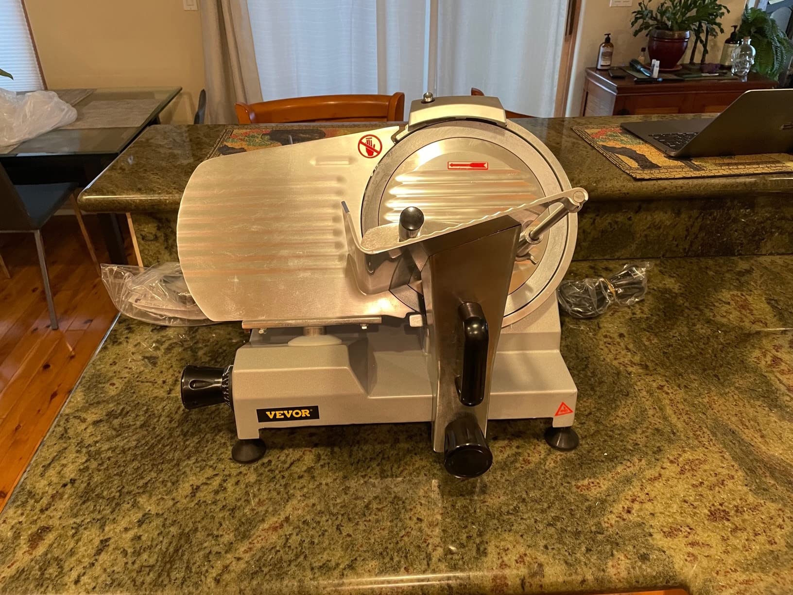 VEVOR Commercial Meat Slicer, 10 inch Electric Food Slicer, 240W Frozen Meat Deli Slicer, Premium Chromium-plated Steel Blade Semi-Auto Meat Slicer customer photo 1