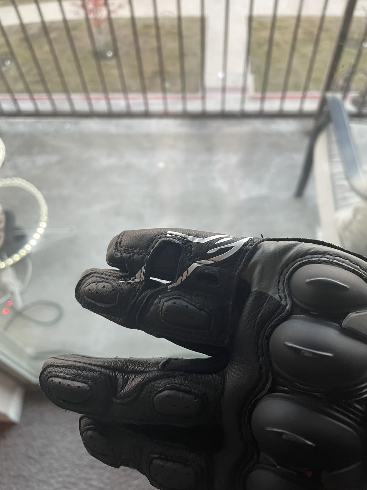 Alpinestars SP-8 V3 Gloves, Full Gauntlet Leather, CE-Certified, Race-Inspired Fit, Knuckle Protection, Reinforced Palm, Multi-Panel Construction customer photo 1