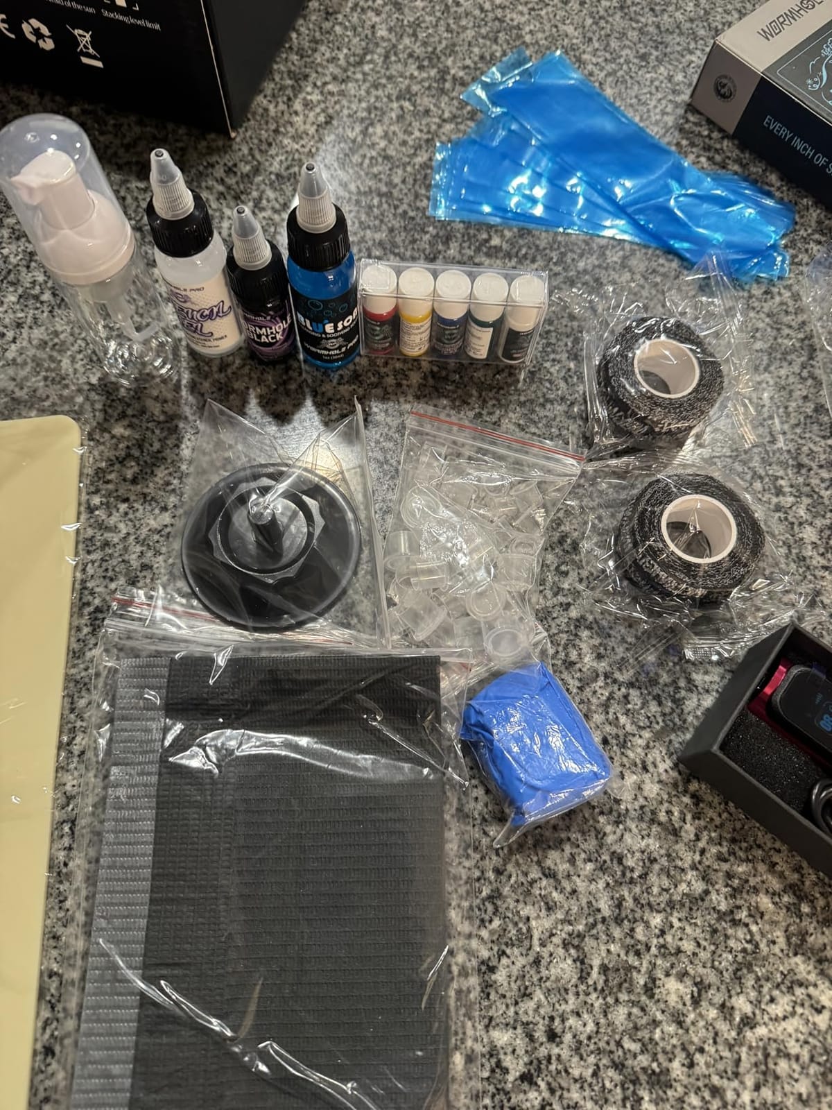 Wormhole Tattoo Gun Kit Uninterrupted Power Set for Beginners-Auri WTK070 | Lightweight Aluminum Alloy Tattoo Pen, Steady Power Supply, Complete Tattoo Practice Set, 8 30ML Tattoo Inks, Practice Kit customer photo 1