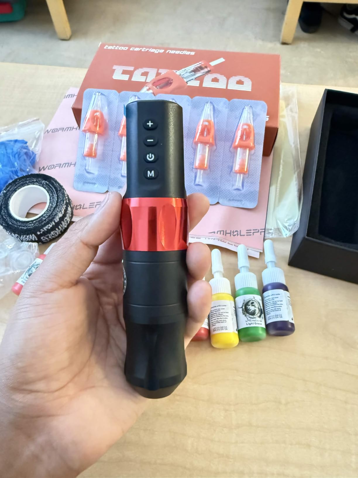 Wormhole Tattoo Gun Kit Uninterrupted Power Set for Beginners-Auri WTK070 | Lightweight Aluminum Alloy Tattoo Pen, Steady Power Supply, Complete Tattoo Practice Set, 8 30ML Tattoo Inks, Practice Kit customer photo 2