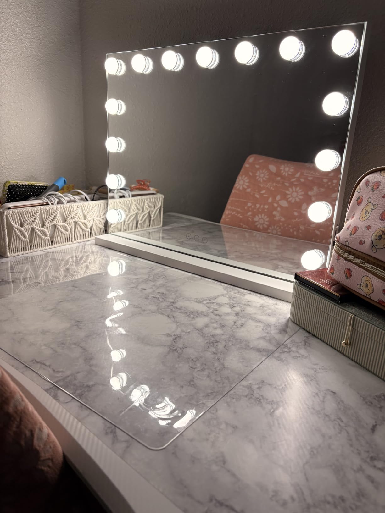 Vanity Mirror with Lights Lighted Makeup Mirror with 15 Dimmable LED Bulbs, 3 Color Lighting Modes, USB Charging Port Touch Control, Sturdy Metal Frame Design 22.8x18 Inch, White customer photo 2