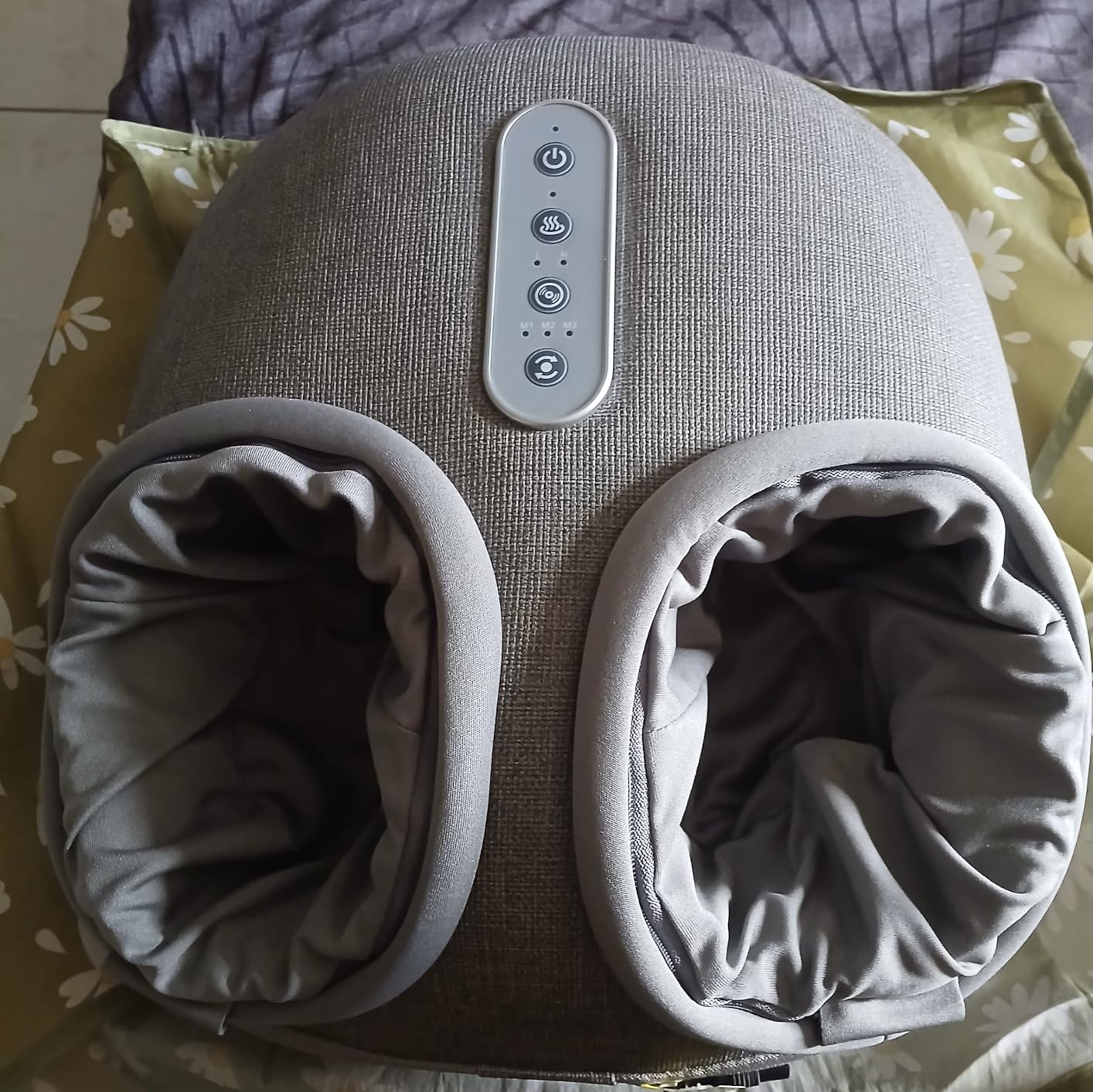 Medcursor Foot Massager with Heat | Shiatsu Deep Kneading, Relief for Tired Muscles and Plantar, Multi-Level Settings, Adjustable Intensity, Gifts for Women Mom customer photo 1