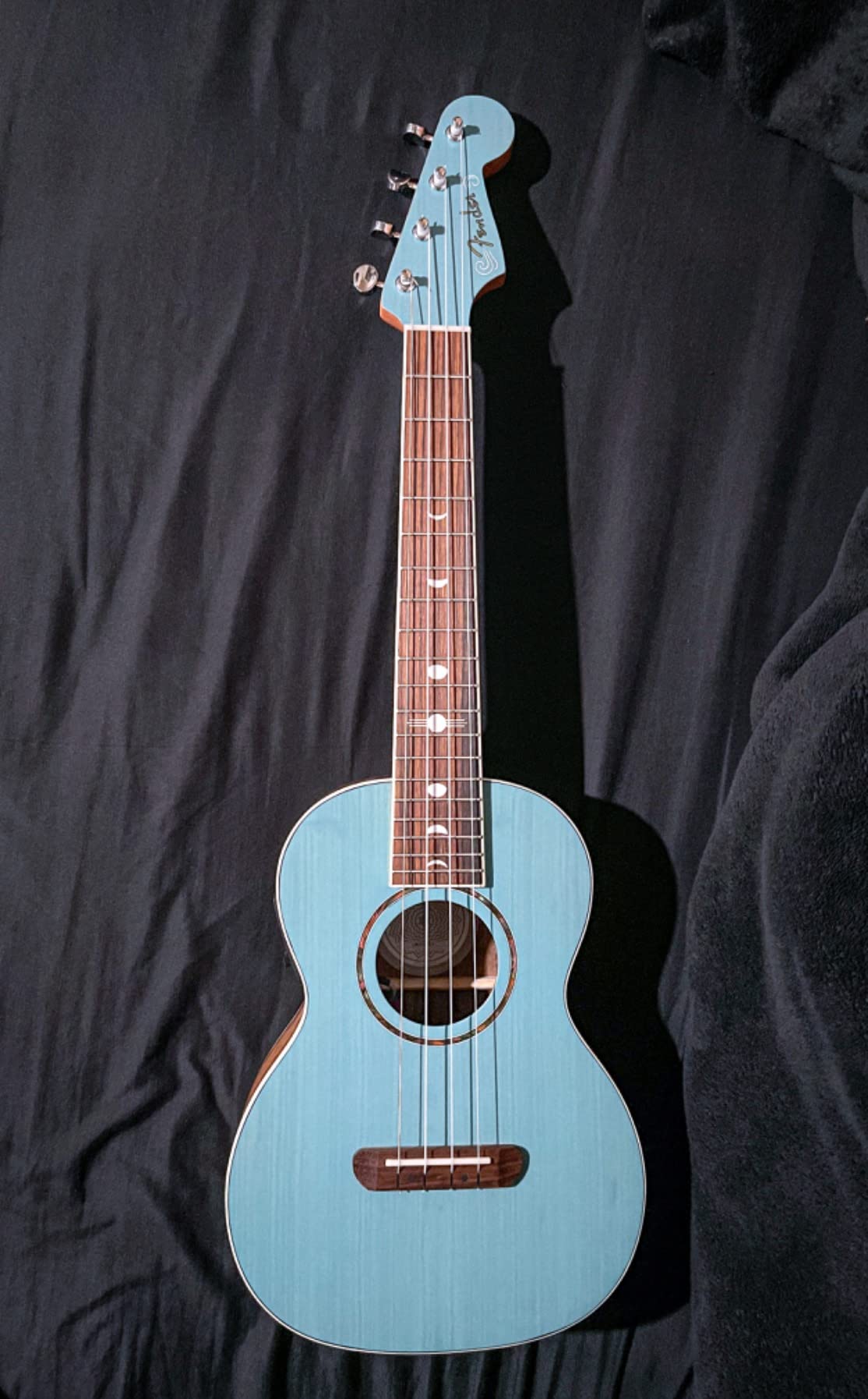 Fender Dhani Harrison Tenor Ukulele, Sapphire Blue, with Gig Bag customer photo 2
