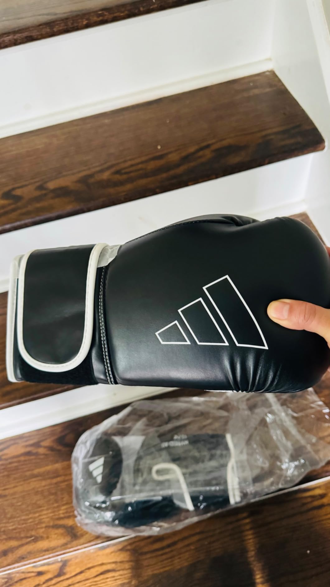 Adidas Hybrid 80 Boxing Gloves - Adult Boxing Gloves for Men & Women - Heavy Bag Gloves, Kickboxing Gloves for Women, MMA Sparring Gloves, Punching Bag Gloves for Men customer photo 1