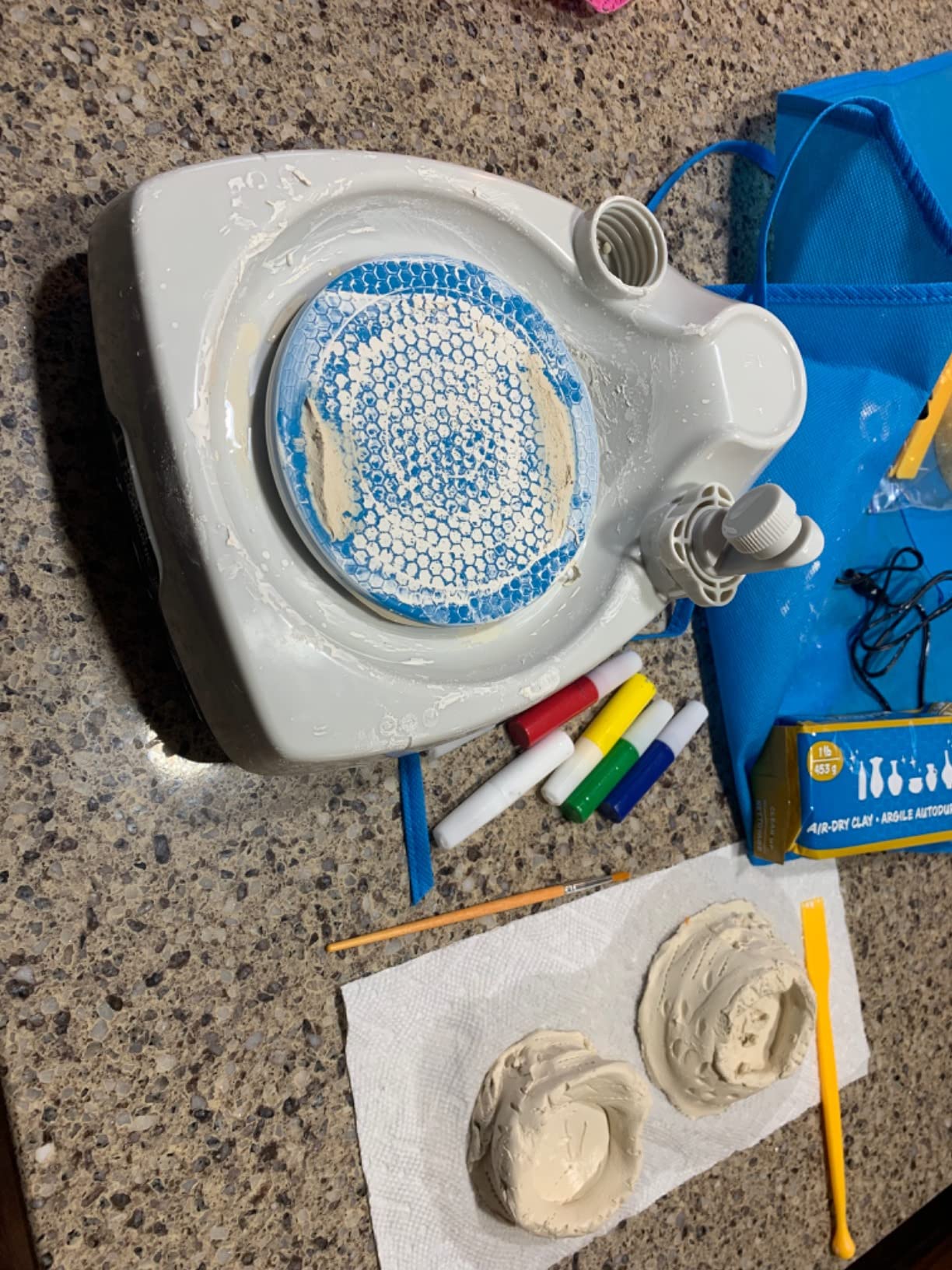 National Geographic Pottery Wheel for Kids Complete Beginner Kit | 2-Speed Electric Motor, 2 Lbs. Air-Dry Clay, Sculpting Tools, Paints and Apron, Creative Craft Toy, Birthday Gift customer photo 1