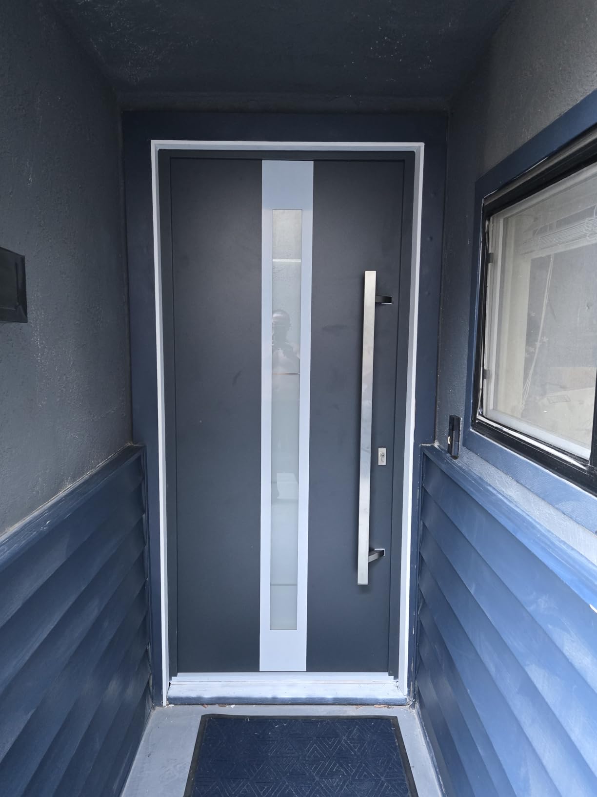 VDOMDOORS Modern Steel Front Exterior Door 36 x 80 inch | Prehung Insulated Security Entry Door with Frosted Glass Insert, Painted Gray Graphite, Right-Hand Inswing customer photo 1
