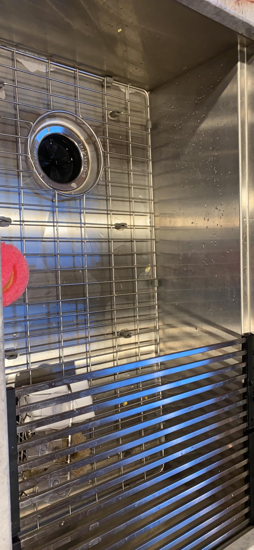 Ruvati 33-in 16-Gauge Offset-Drain Undermount Workstation Sink - RVH8591 customer photo 1