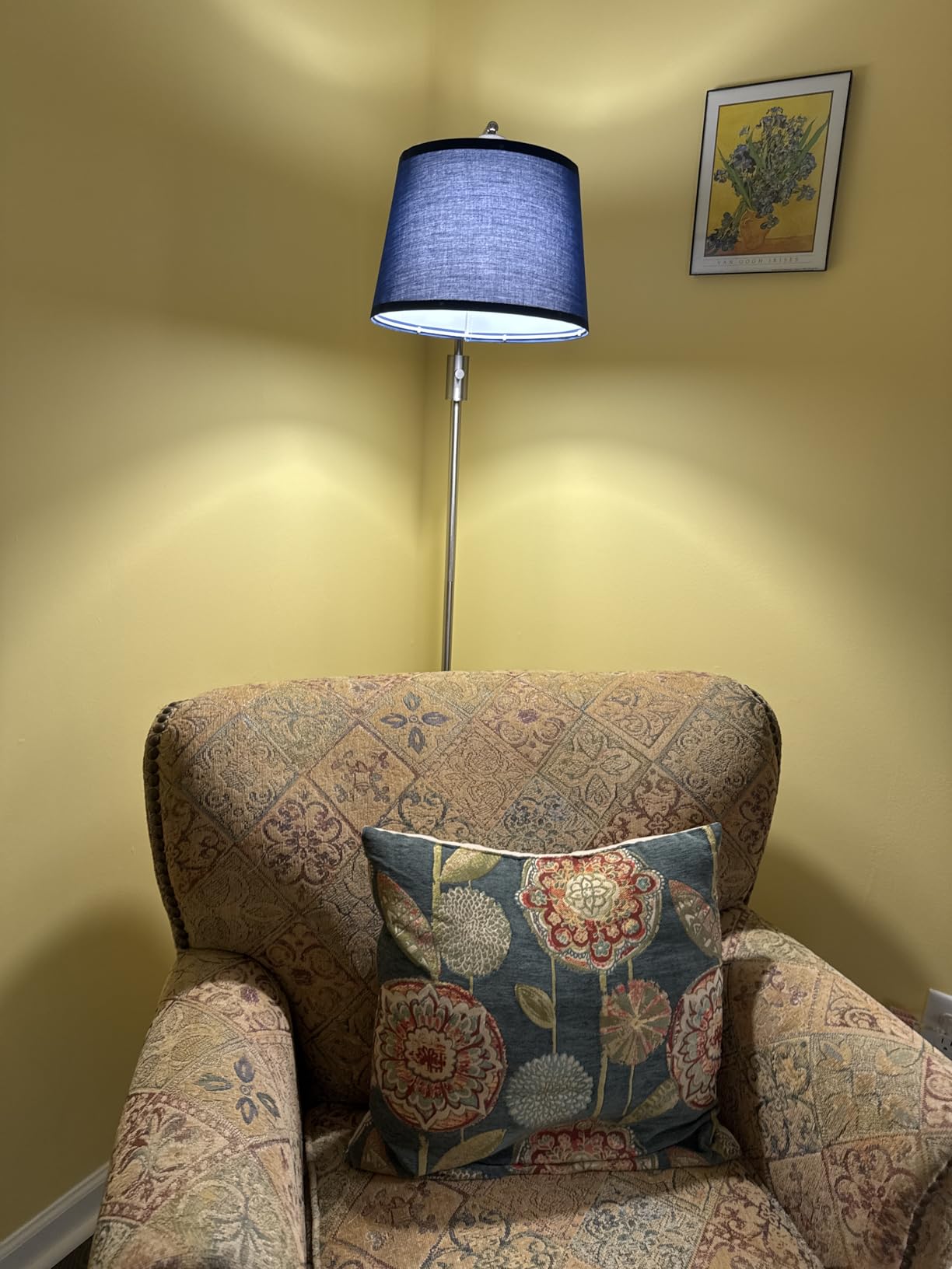 Nintiue 【Upgraded】 Dimmable Floor Lamp, 1000 Lumens LED Bulb Included, Arc Floor Lamps for Living Room Modern Standing Lamp with Linen Shade, Tall Lamp for Bedroom Office Reading Dining Room- Black customer photo 2
