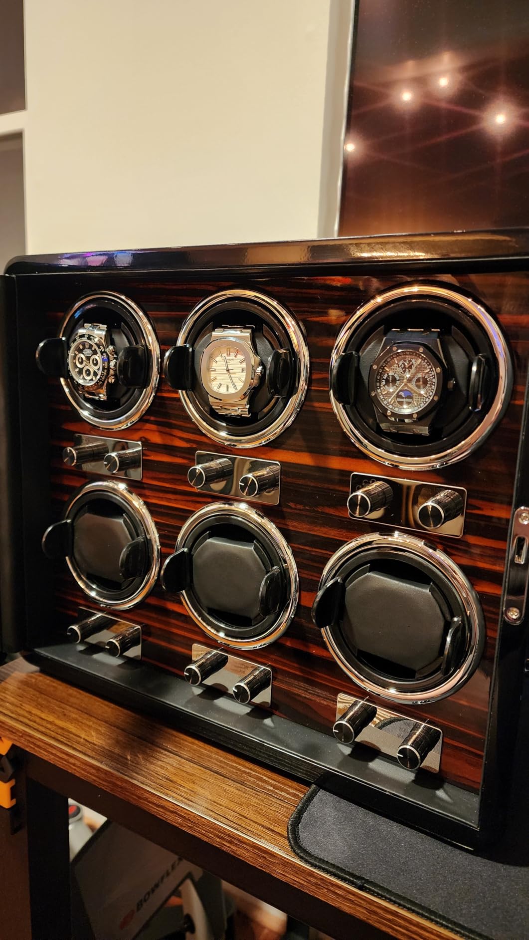 Oryx Watch Winders for 3/6 Automatic Watches Wooden Rotating Watch Case customer photo 2