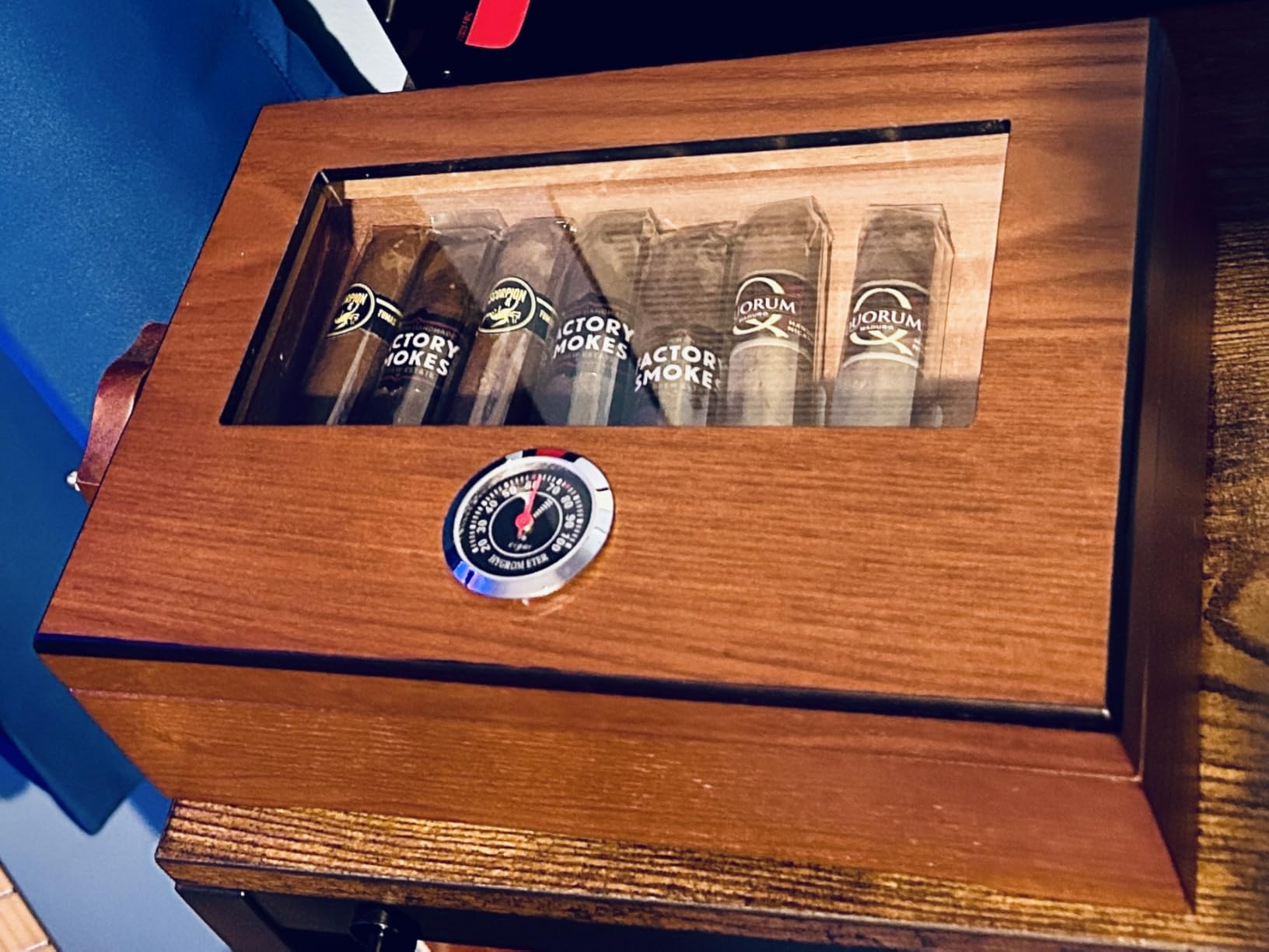 TISFA Cigar Humidor, Glass Top Cigar Box with Hygrometer Humidifier Divider | Desktop Cedar Wood Storage Case, Holds 20-30 Cigars customer photo 2