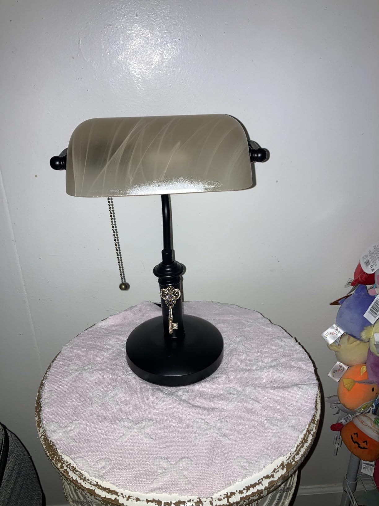 TORCHSTAR Green Glass Bankers Desk Lamp with Pull Chain, E26 Base | Brass Finish Base, Antique Traditional Library Lamp for Office Study Room customer photo 2