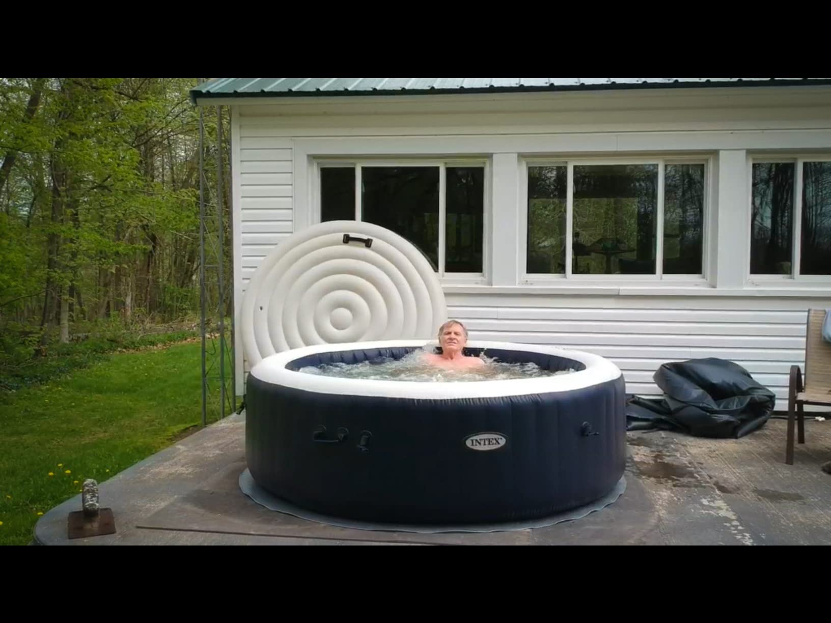 INTEX PureSpa 4 Person Inflatable Hot Tub with Energy-Efficient Spa Cover | 28429EP Bubble Massage: Built-in Hard Water Treatment, 77in x 28in - 2 Headrests & LED Light Included, Cobalt Blue customer photo 1