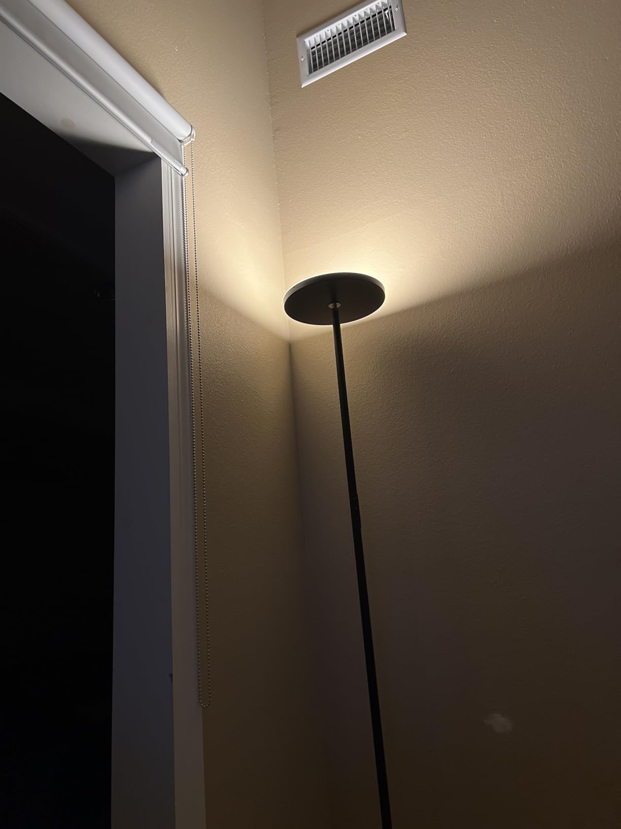 Floor Lamp, Upgraded 40W 4000LM Super Bright Torchiere LED Floor Lamps for Living Room, Stepless Dimmable Color Temperature 2700K-6500K with Remote & Touch Control, Standing Light for Bedroom Office customer photo 2