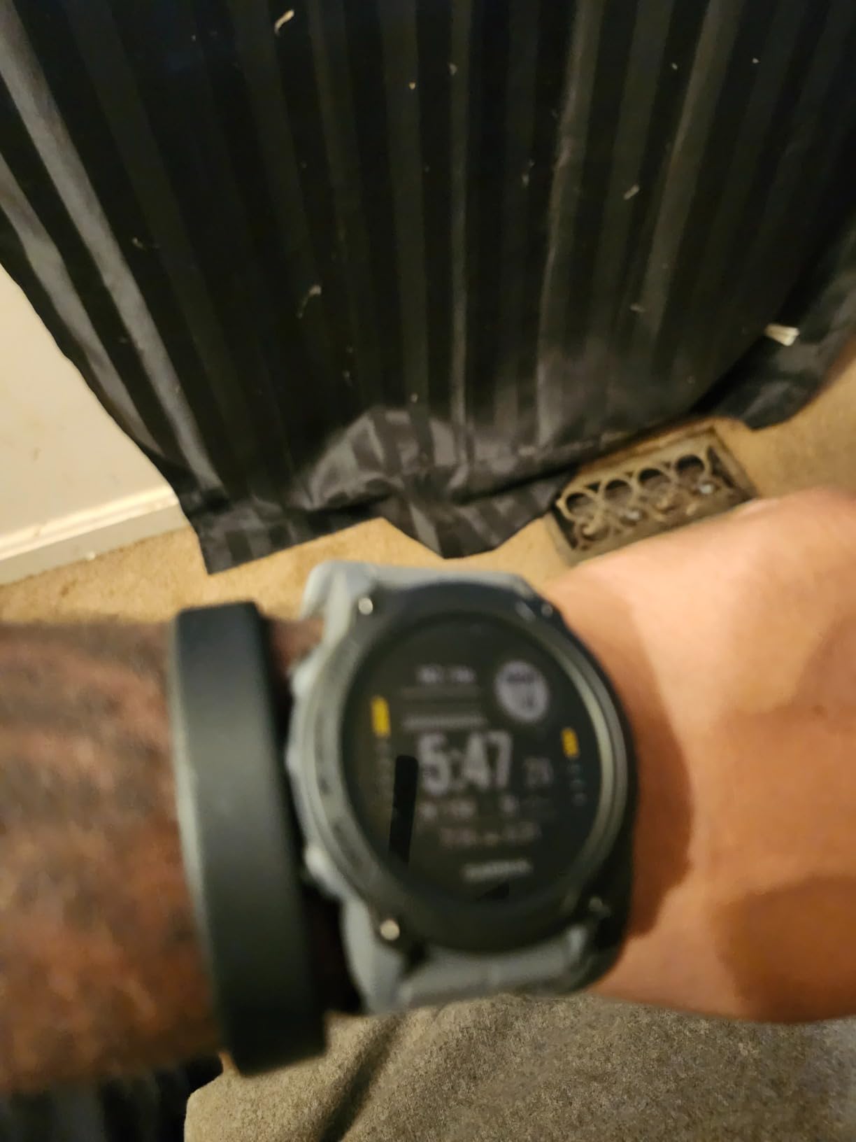 Descent G1, Rugged Dive Computer, Slate Gray | Incident detection customer photo 1