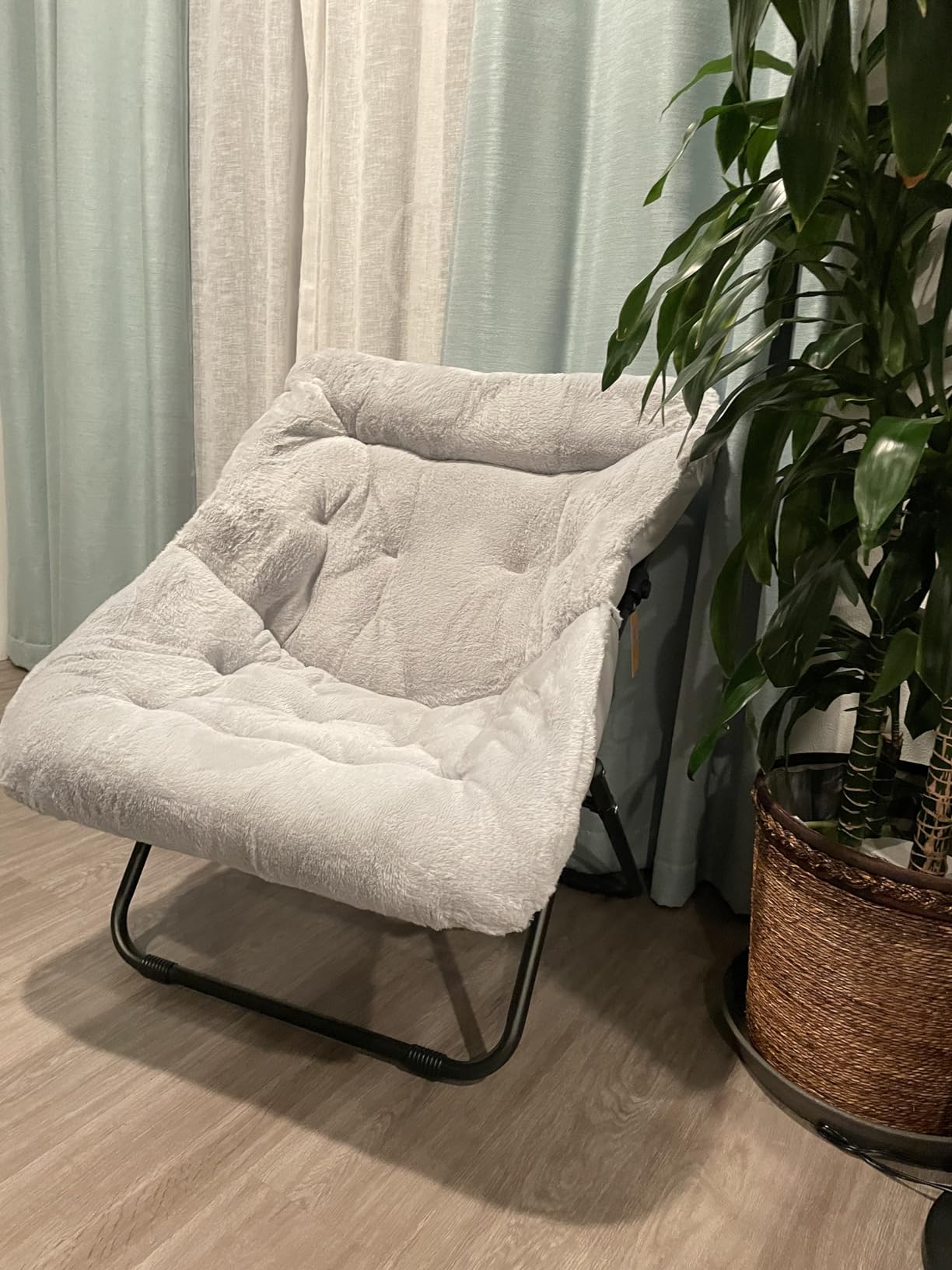 Comfy Folding Saucer Chair for Adults, Moon Chair, Grey | Soft Faux Fur Seat, Metal Frame Structure, Cozy Accent Seating for Reading and Relaxing in Bedrooms, Living Rooms and Dorms customer photo 2