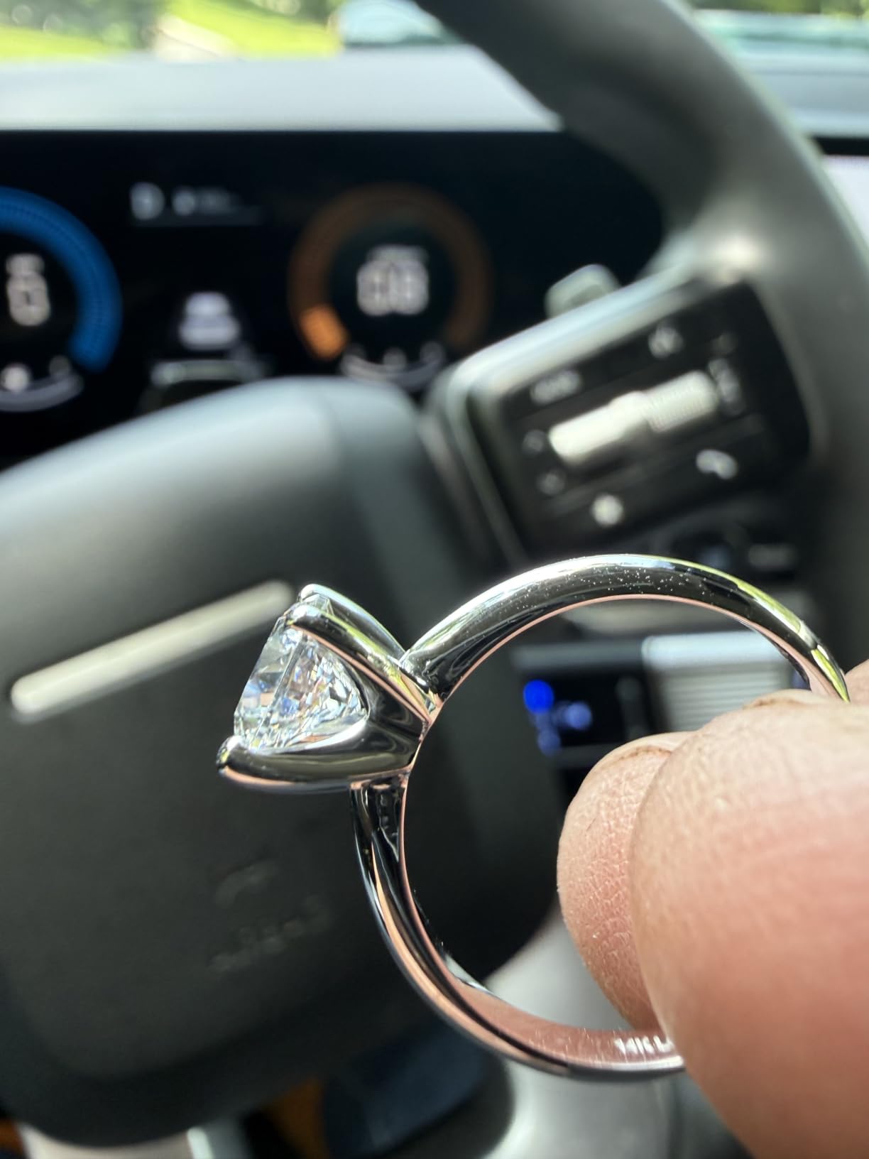 Houston Diamond District 1 to 10 Carat Lab Grown Diamond Engagement Ring customer photo 1