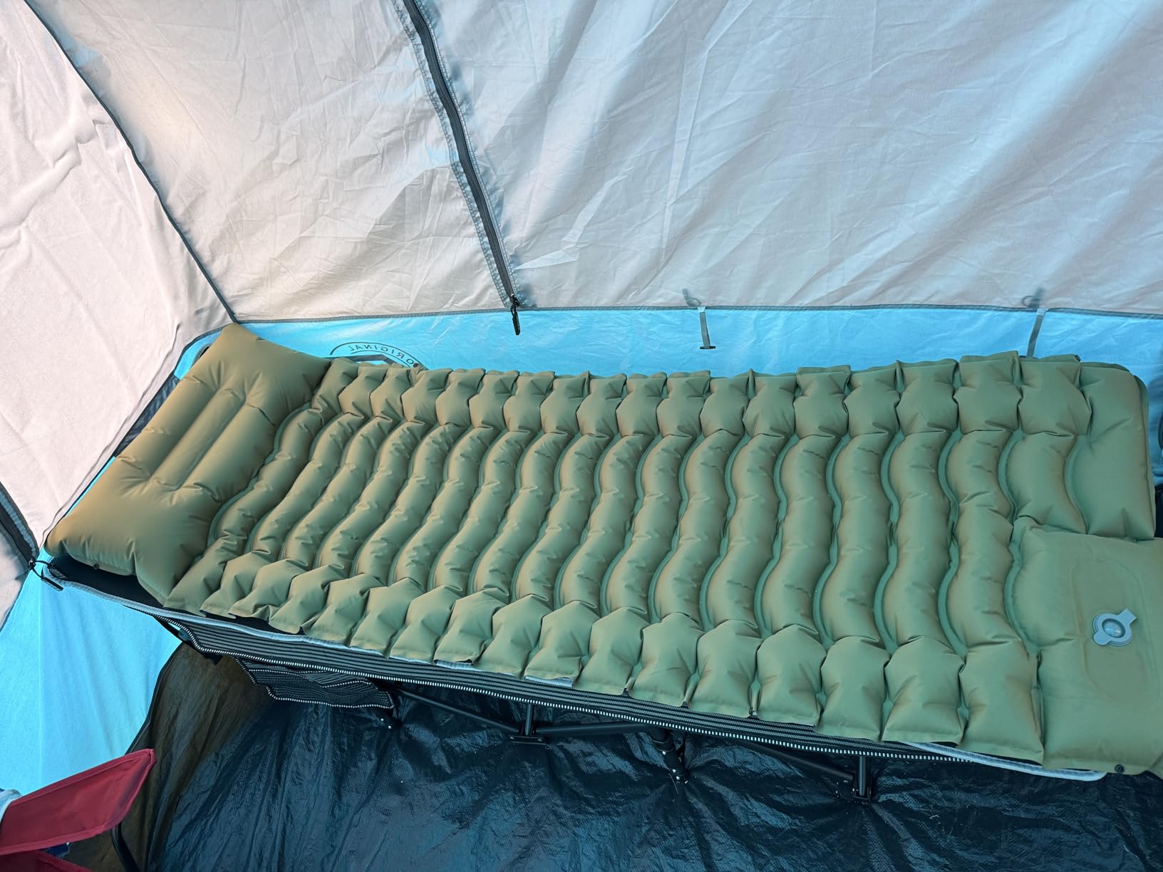 FUN PAC Camping Sleeping Pad, Ultralight Camping Mat with Pillow, Built-in Foot Pump Inflatable Sleeping Pads Compact for Camping Backpacking Hiking Traveling Tent,Single,Green customer photo 1