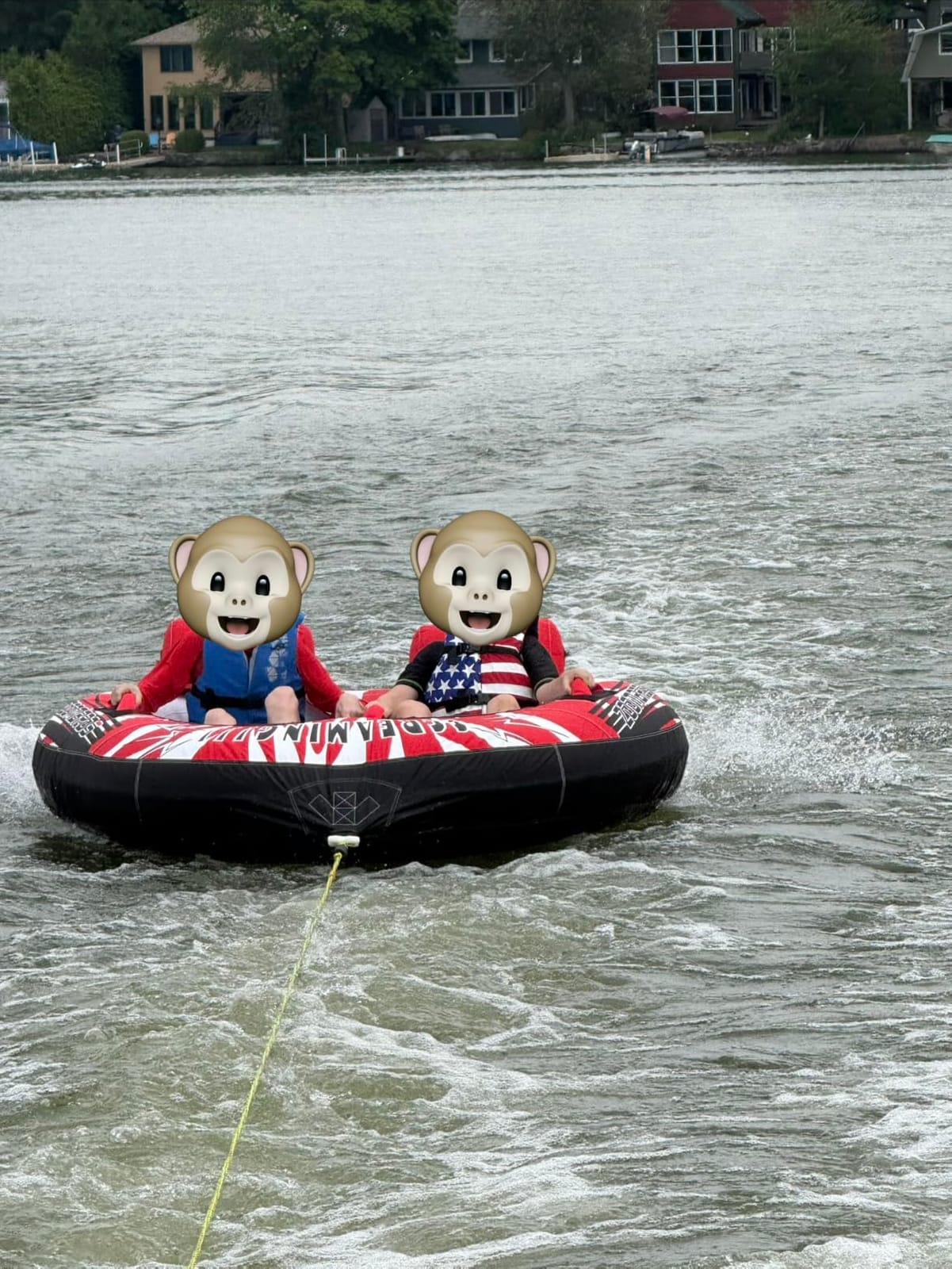 ZOOMBROS Towable Tube for Boating 2-Person, Secure Cockpit Seating for Kids & Family Safety, Heavy-Duty Water Sport Towables Large Capacity with Quick Connector, Less Drag customer photo 1