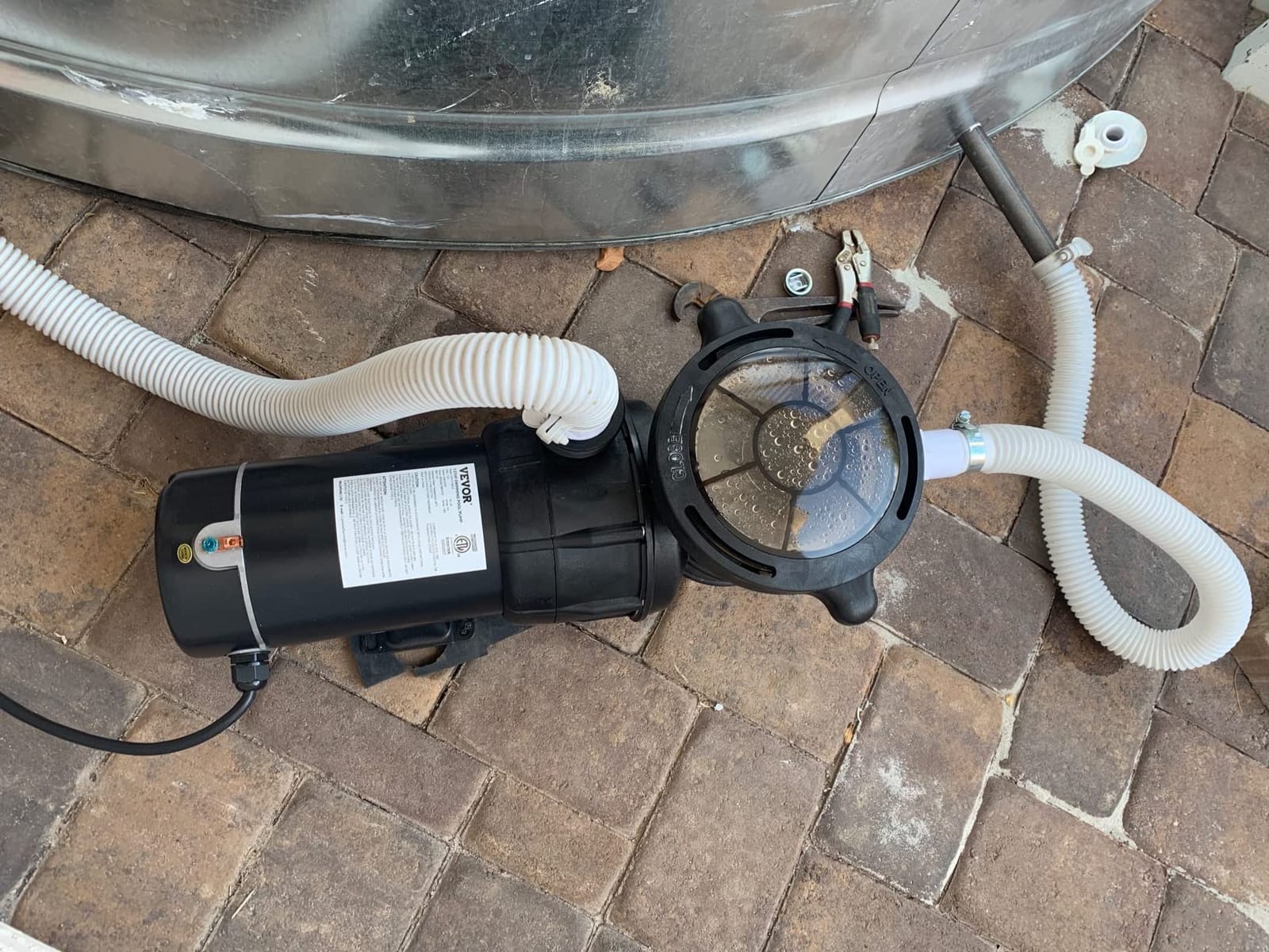 VEVOR Swimming Pool Pump 1.5 HP 5280 GPH Max Flow Single Speed Pump, 115 V | for Above Ground Pool, 43 ft Max Head Lift, Pure Copper Motor, with Strainer Basket & Lid, Certification of ETL for Security customer photo 1