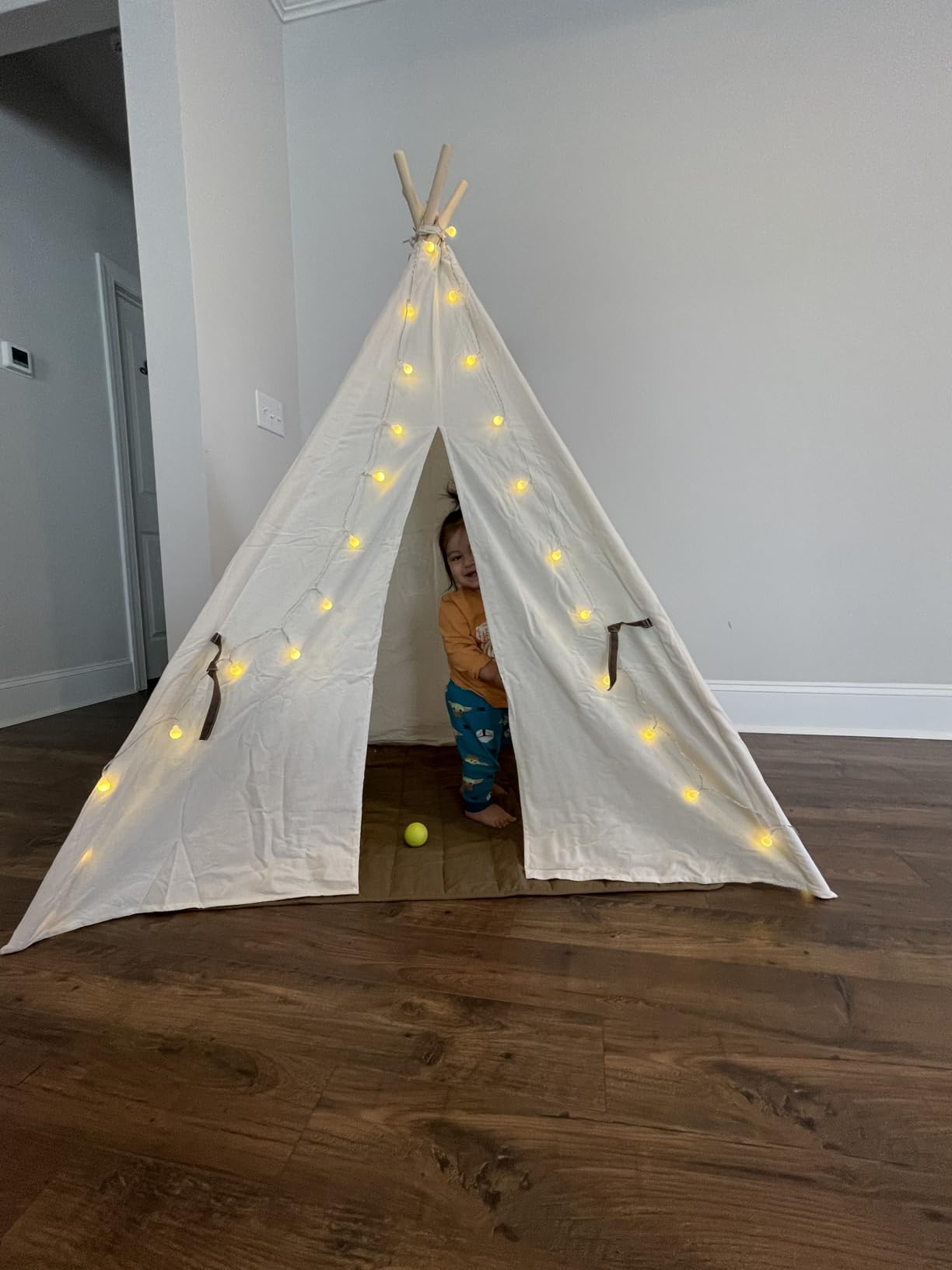 besrey Kids Tent, Teepee Play Tent with Lights and Padded Mat, Portable Cotton Tipi for Indoor Reading and Playtime | 47.2