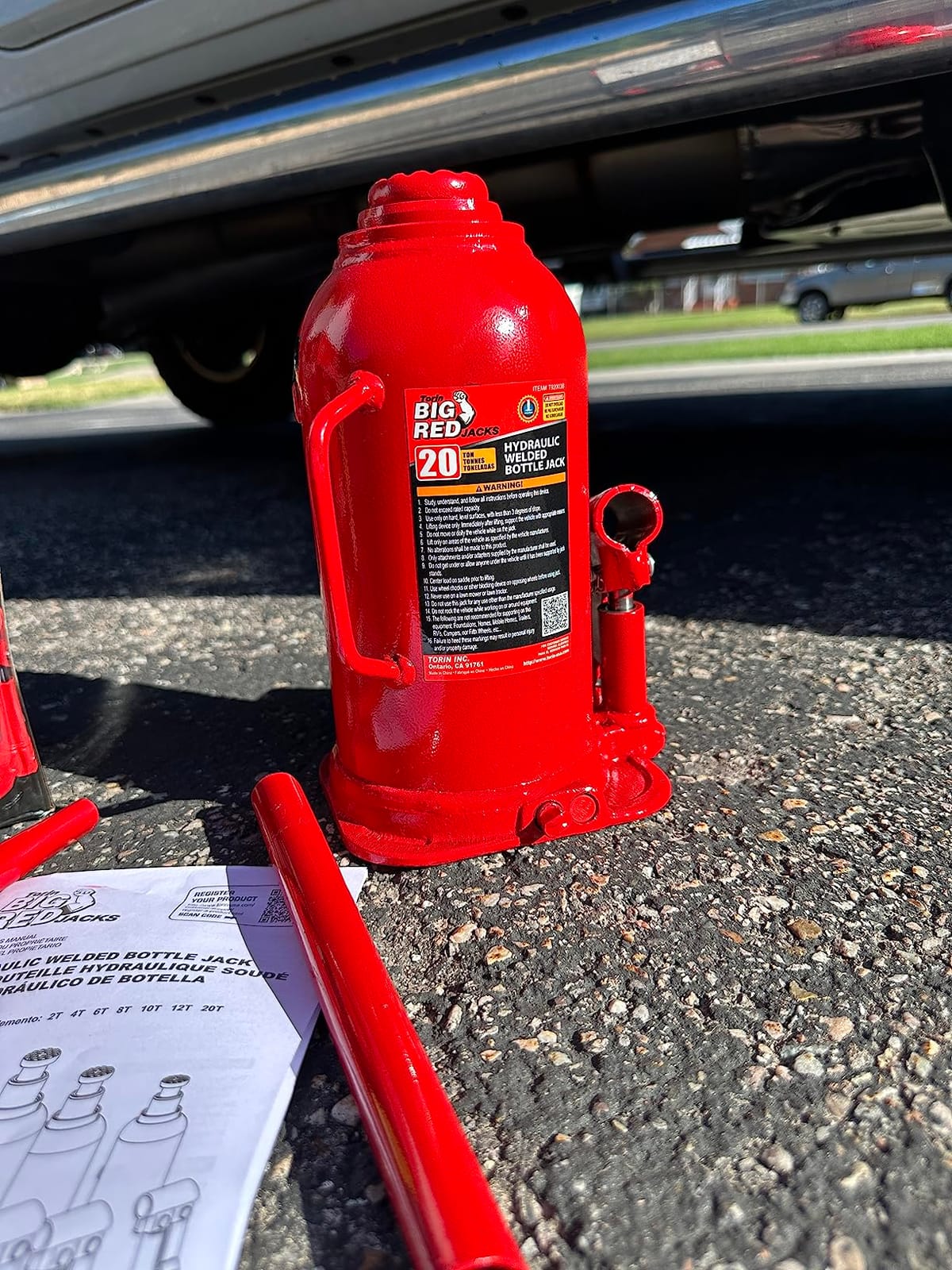 BIG RED 20 Ton (40,000 LBs) Torin Welded Hydraulic Car Bottle Jack for Auto Repair and House Lift, Red, TAM92003B customer photo 1