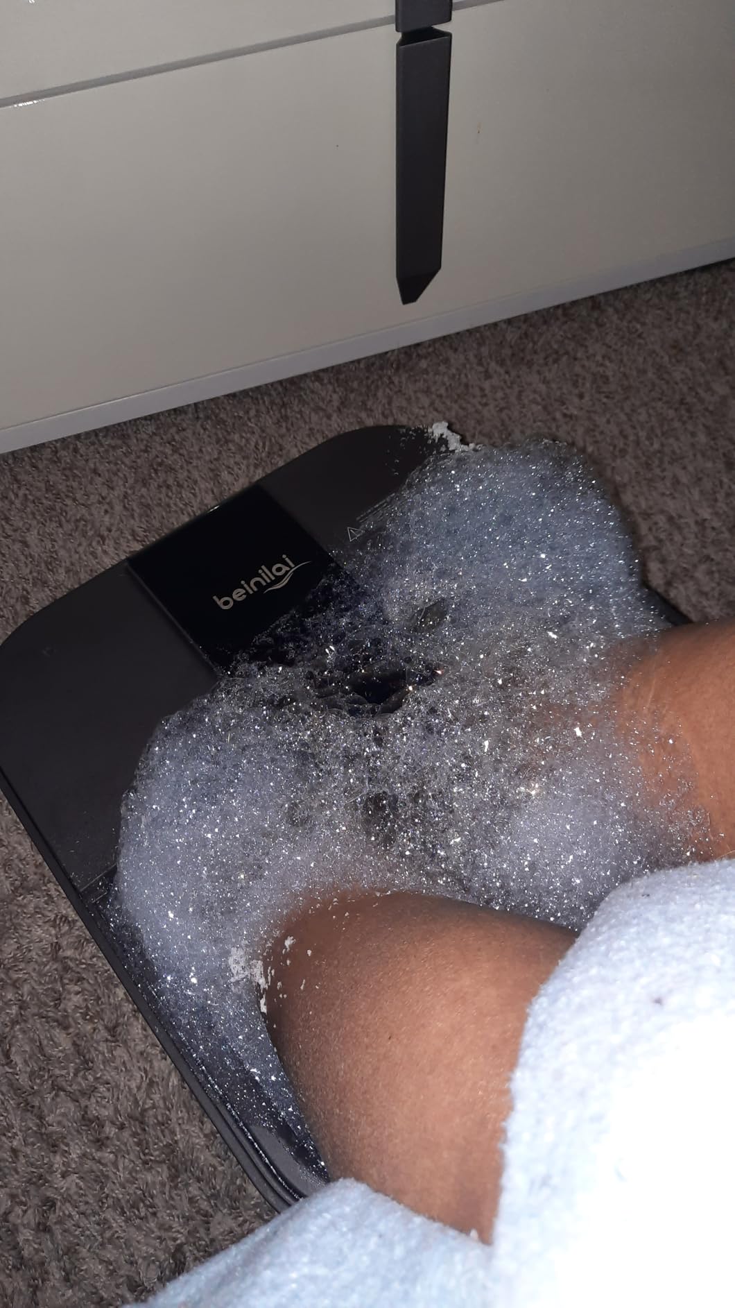 Beinilai Collapsible Foot Spa, Foot Bath with Heat and Massage and Bubble Jets, Foot Soak Tub with Six Non Motorized Rollers, Acupressure Massage Points, Red Light and Removable Pumice Stone customer photo 2