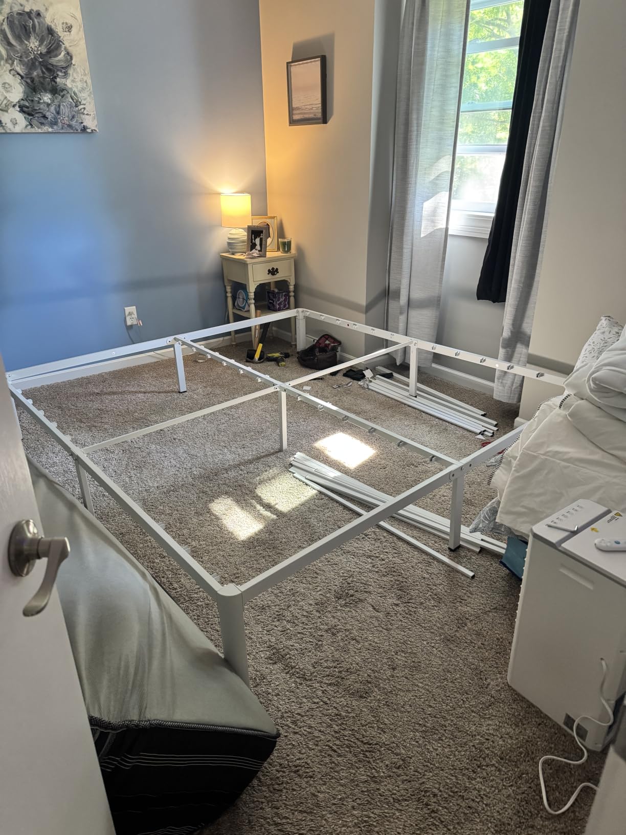 MAF 14 Inch Queen Metal Platform Bed Frame with Round Corner Legs, 3000 LBS Heavy Duty Steel Slats Support, Noise Free, No Box Spring Needed, Easy Assembly customer photo 2