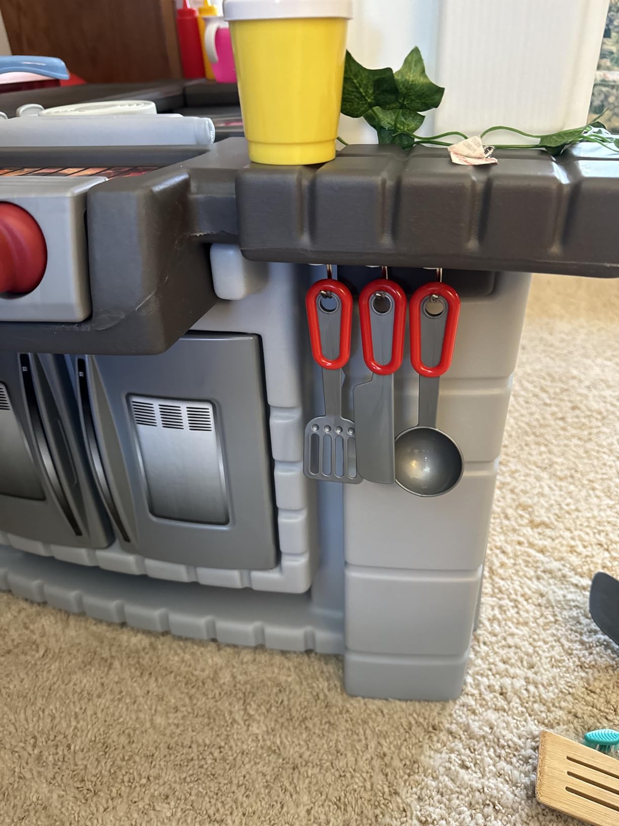 Step2 Grand Walk-in Kitchen & Grill Kids Playset, Indoor/Outdoor Kitchenette, Interactive Play with Lights and Sounds, Durable Plastic, 103 Piece Toy Accessories, Toddlers 2+ Years Old, Gray/White customer photo 1