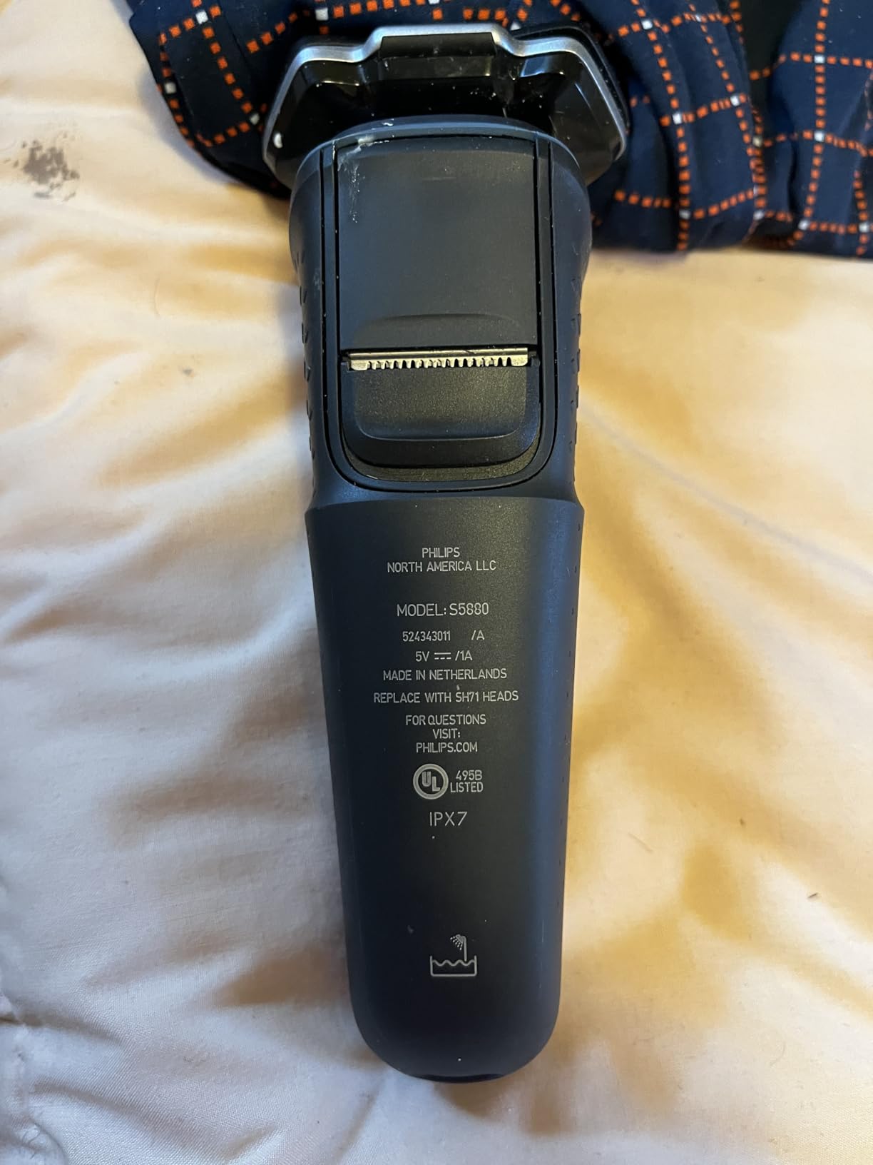 Philips Norelco 5400 Electric Shaver, Storm Blue | 45 Self Sharpening SteelPrecision Blades, 360° Flexible Heads, SenseIQ Technology, LED Display, Pop-up Trimmer, S5880/81 customer photo 2