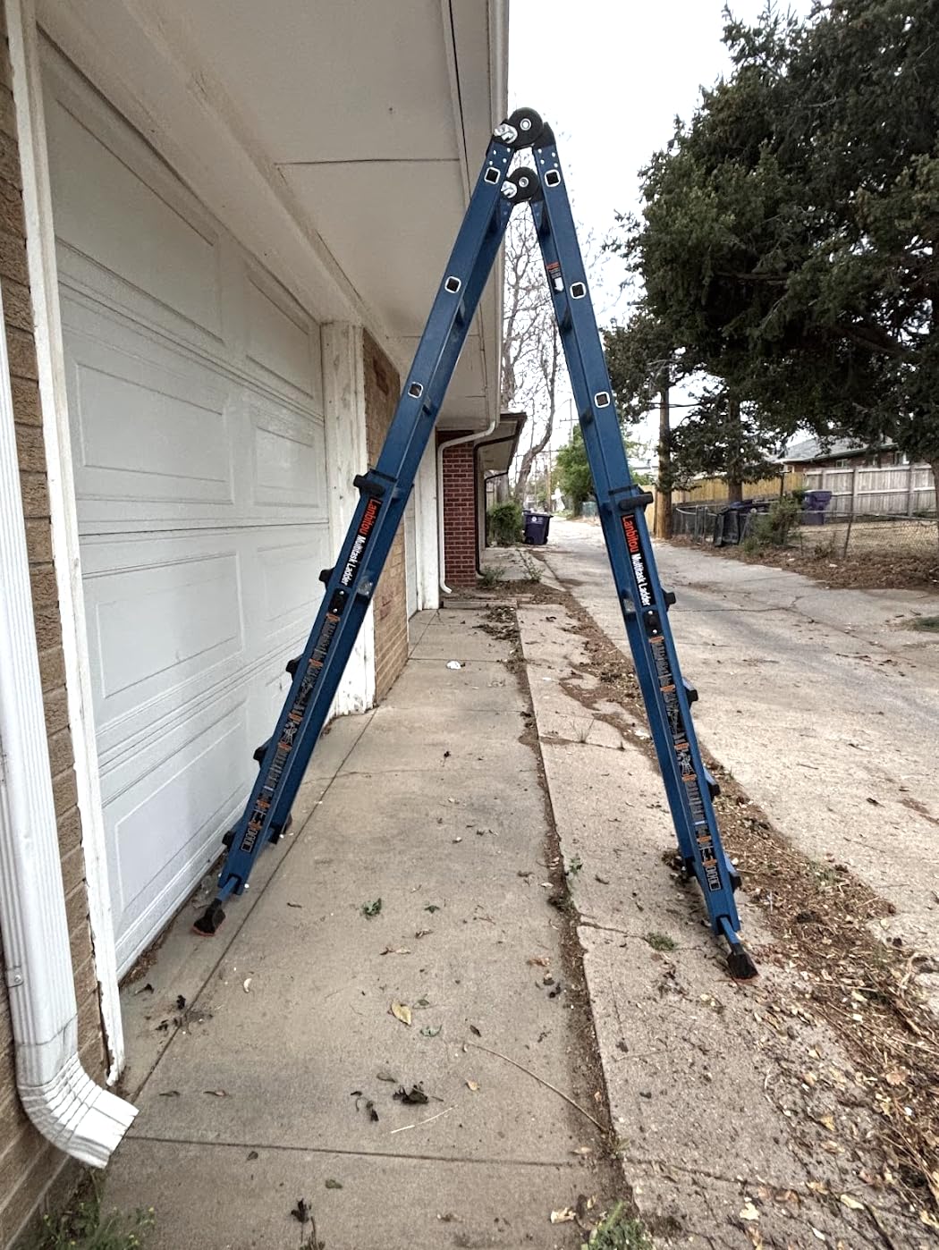 LANBITOU Ladder, A Frame 4 Step Ladder Extension, 14 FT Anti-Slip Multi Position & Storage Folding Ladder, 330 lbs Security Load Telescoping Aluminum Ladders for Stairs Home Indoor Outdoor Roof customer photo 1
