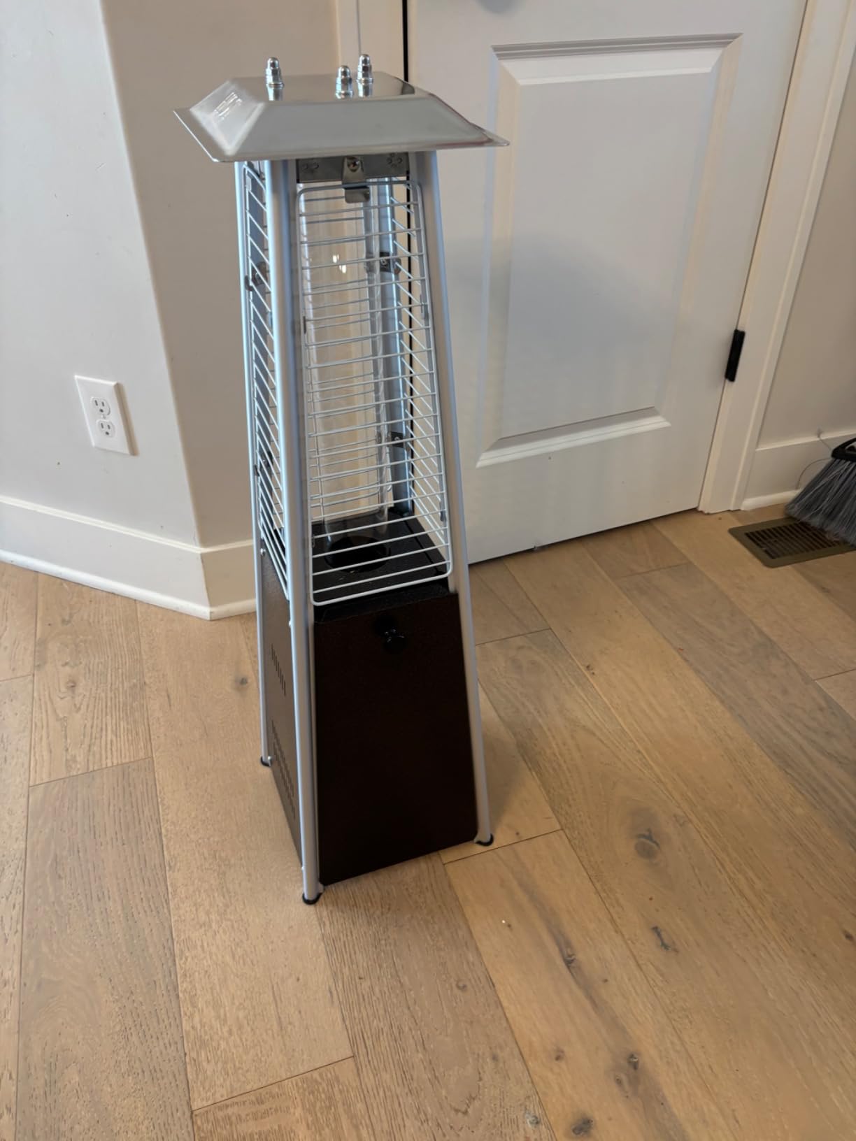 Giantex Pyramid Patio Heater, 10000 BTU Tabletop Portable Propane Heater w/Glass Tube, Simple Ignition System, Dancing Flame, CSA Certification, 35