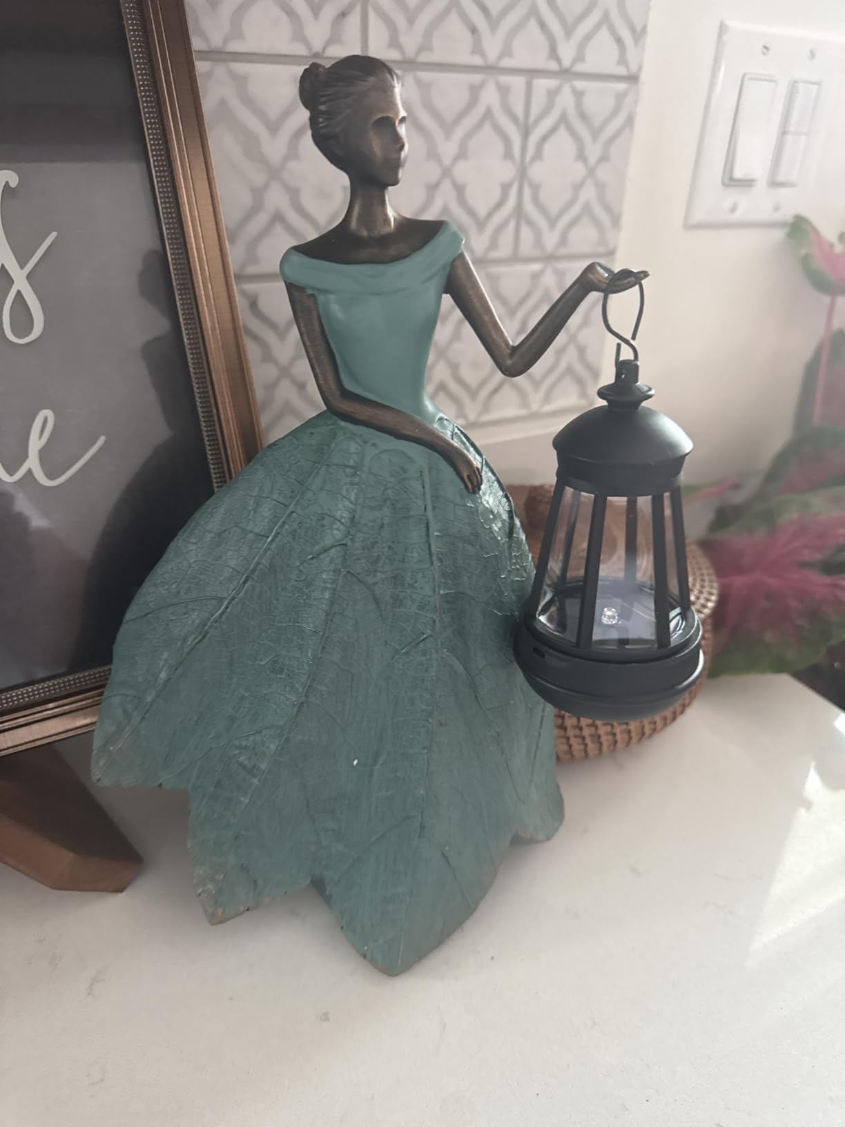 Guichifun Fairy Statue Collection Home Decoration - Leaf Angel Girls Resin Home Garden Decor for Outside or Inside Rustic Fairy Garden Outdoor Yard Figurines Gifts for Women 8.5 x 5.25 x 12 Inch customer photo 2