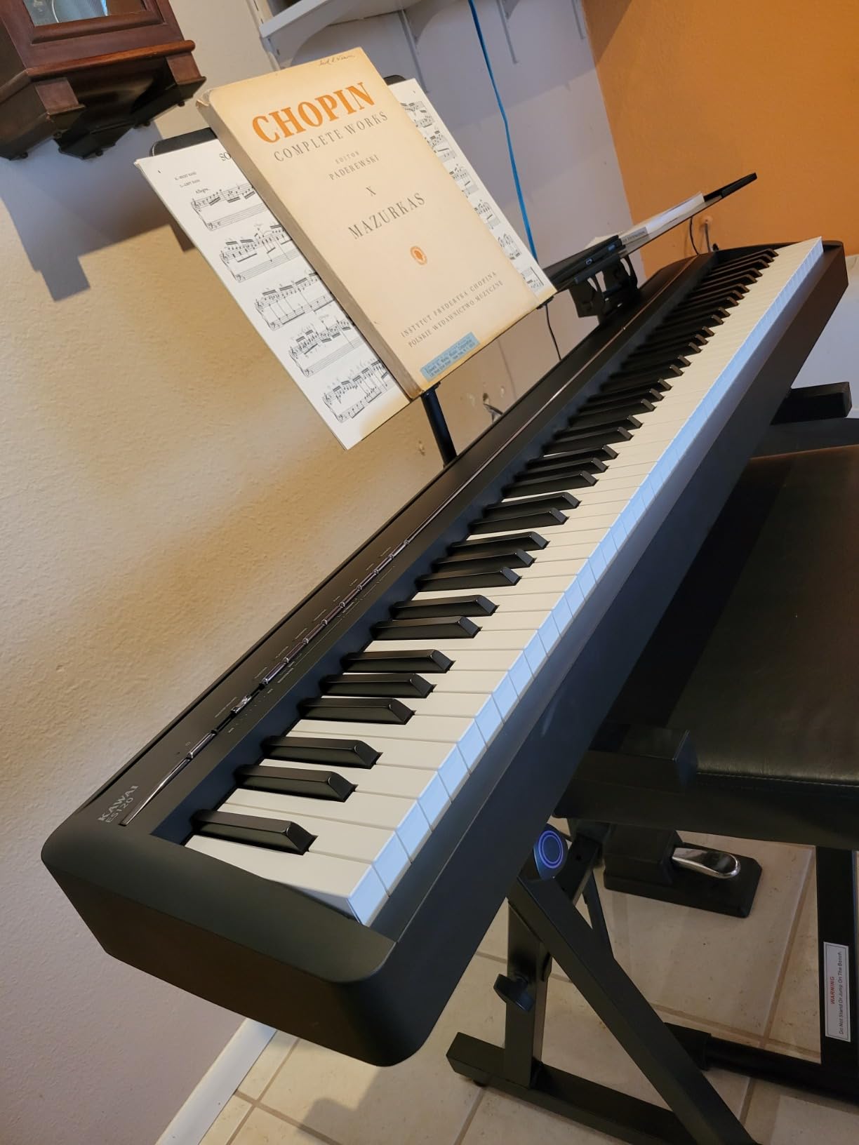 Kawai ES120 88-key Digital Piano with Speakers - Black customer photo 1