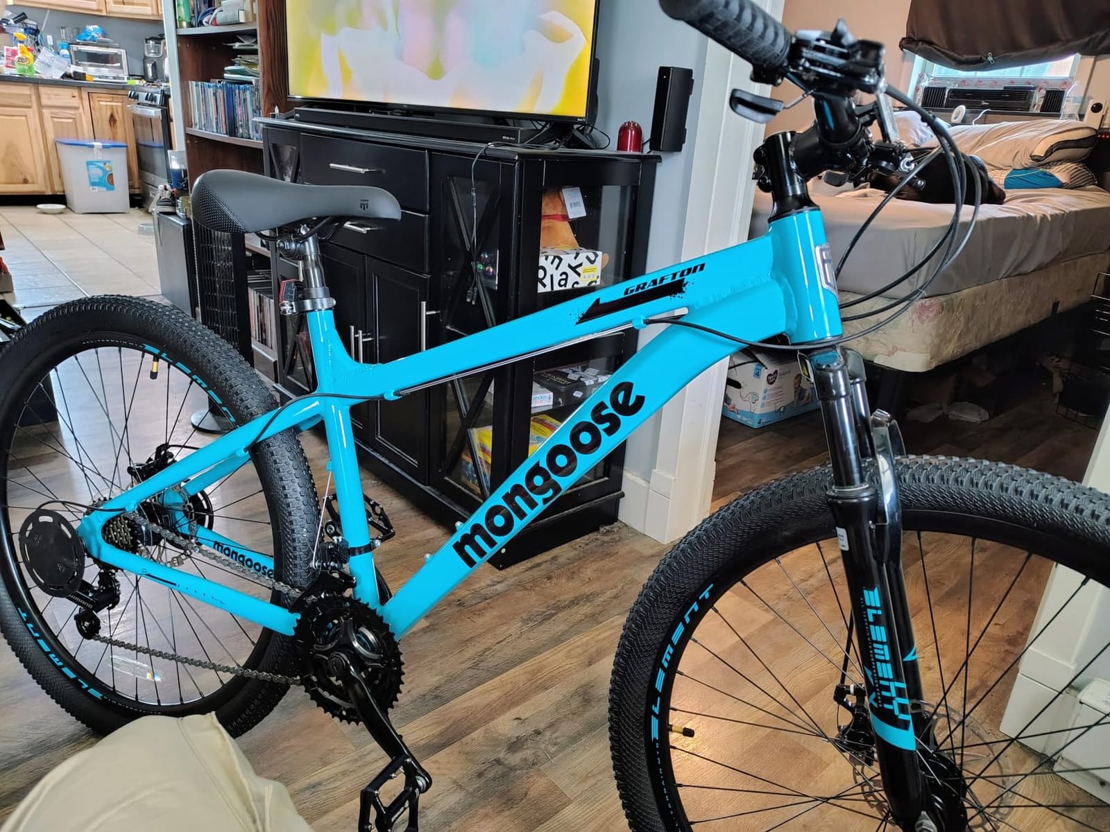 Mongoose Grafton Mountain Bike, 21 Speed, Aluminum Frame, Knobby Mountain Tires, Suspension Fork, Trigger Shifters, Mechanical Disc Brakes customer photo 2