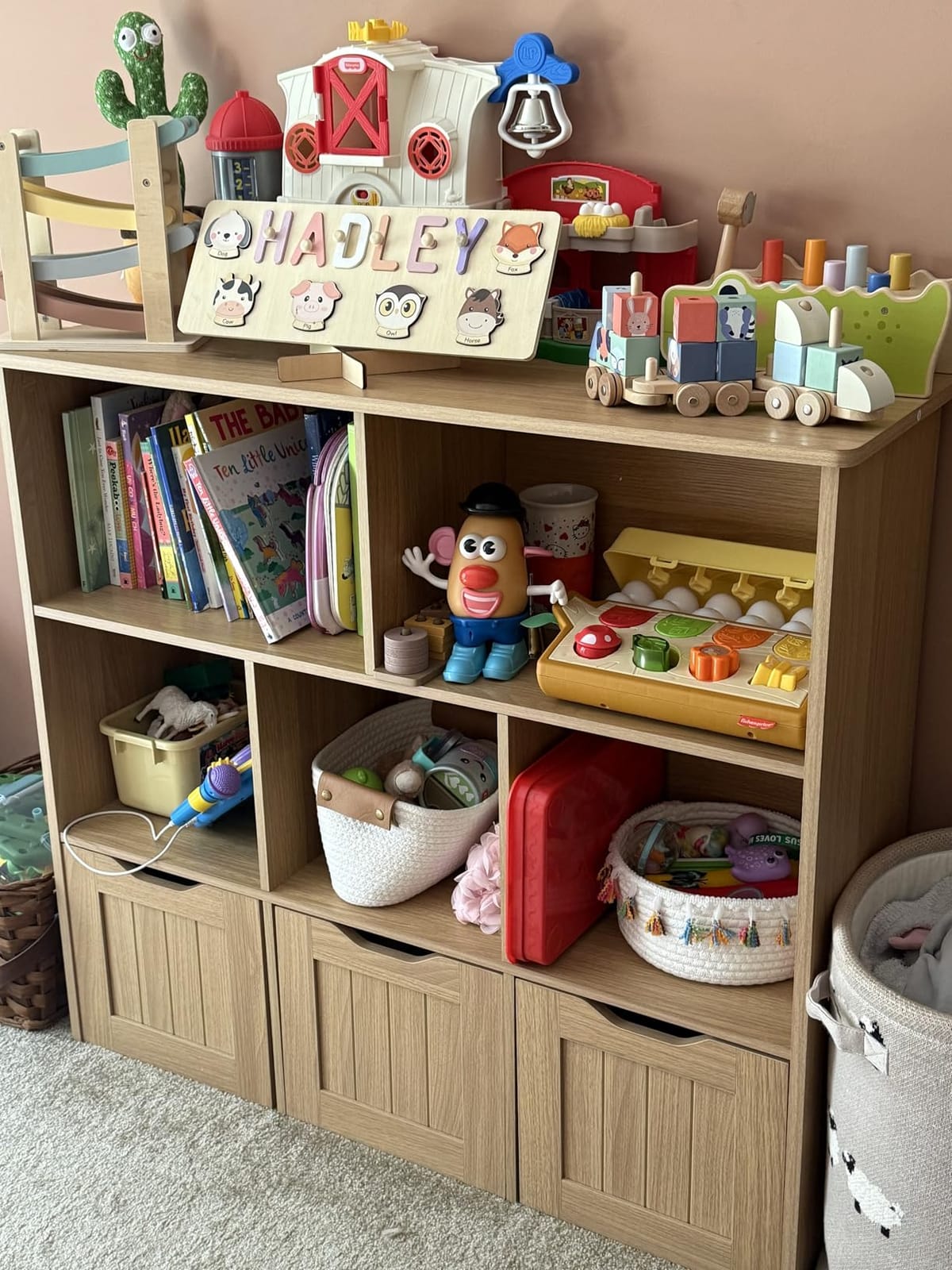 FOTOSOK Toy Storage Organizer with Movable Drawers, Toy Organizer for Kids | Toy Organizer with Hidden Wheels, Toy Storage and Stuffed Animal Storage for Playroom, Cube Storage Organizer, White customer photo 2