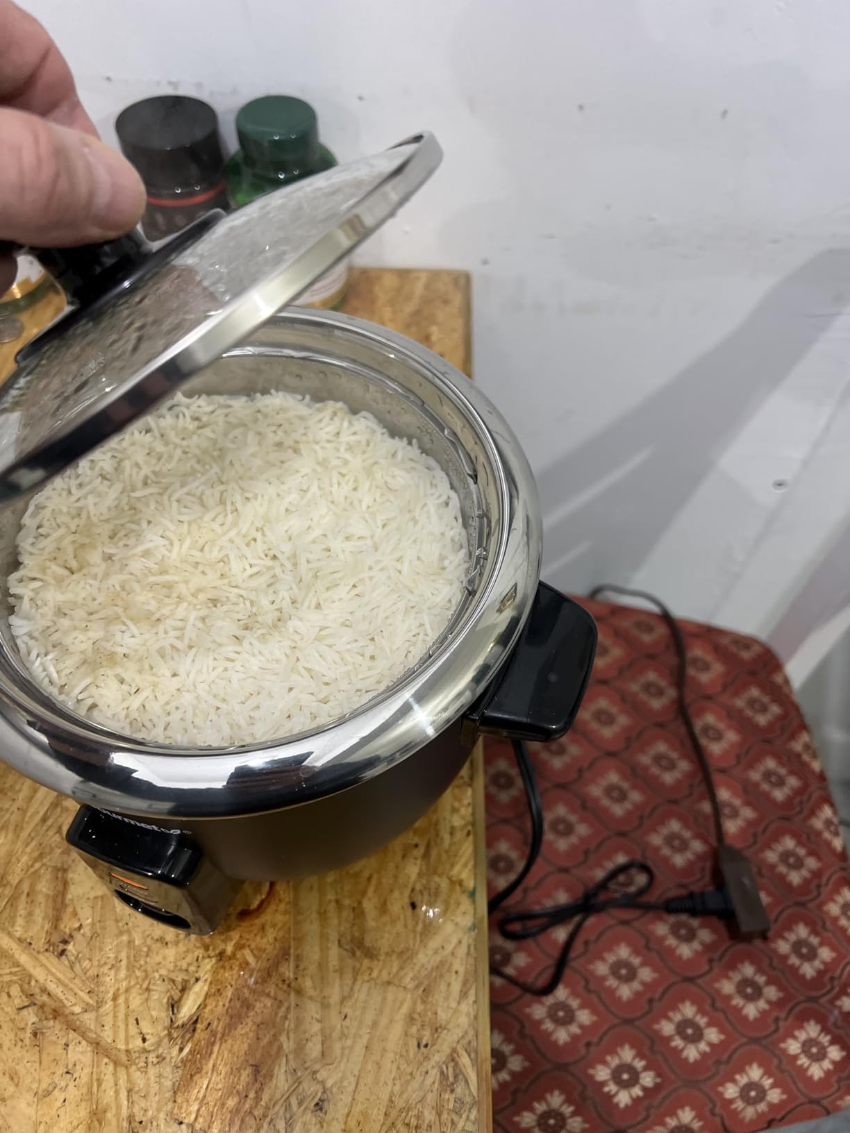 Elite Gourmet ERC006SS 6-Cup Electric Rice Cooker with Stainless Steel Inner Pot, Makes Soups, Stews, Porridges, Grains and Cereals, 6 cup (3 cups uncooked), Black customer photo 1