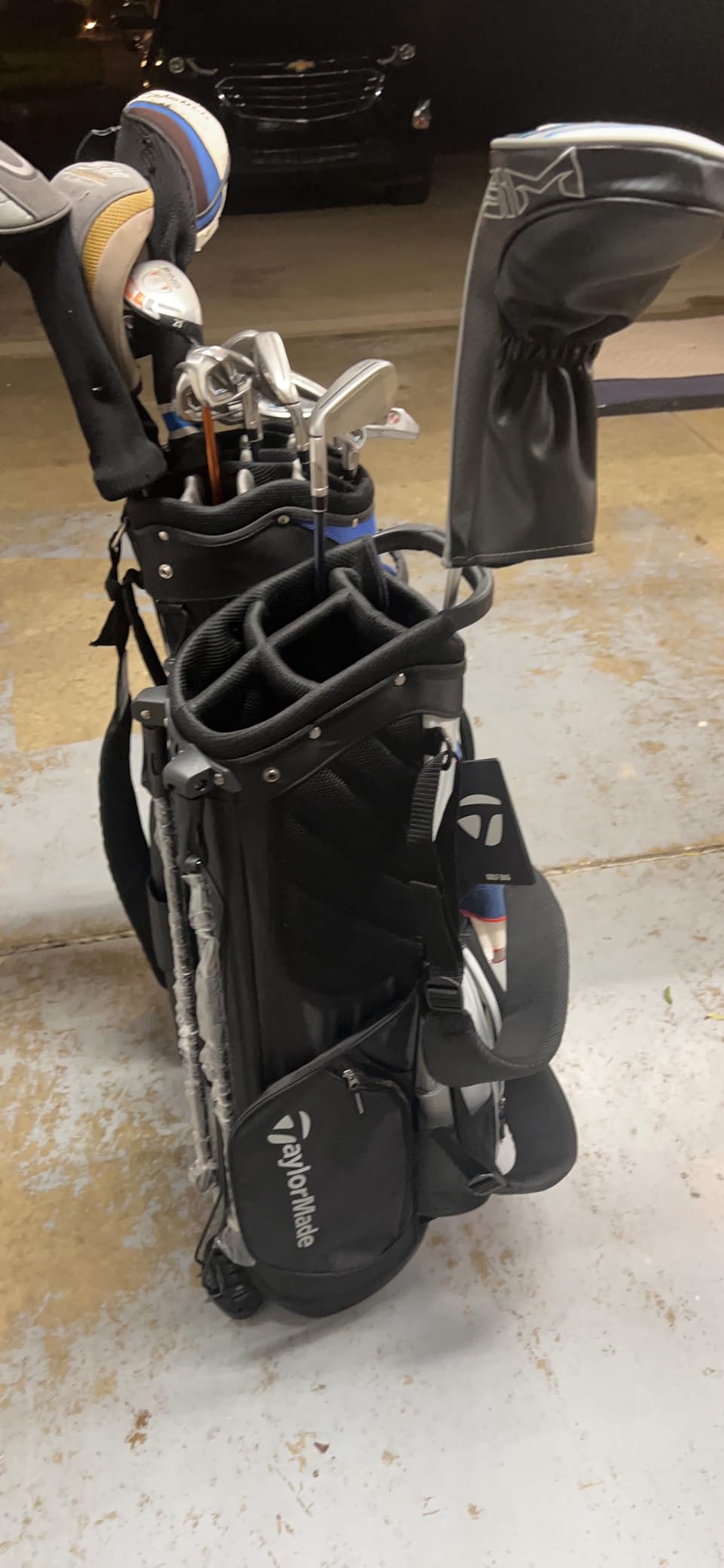 Taylormade 2023 Classic Stand Golf Bag customer photo 2