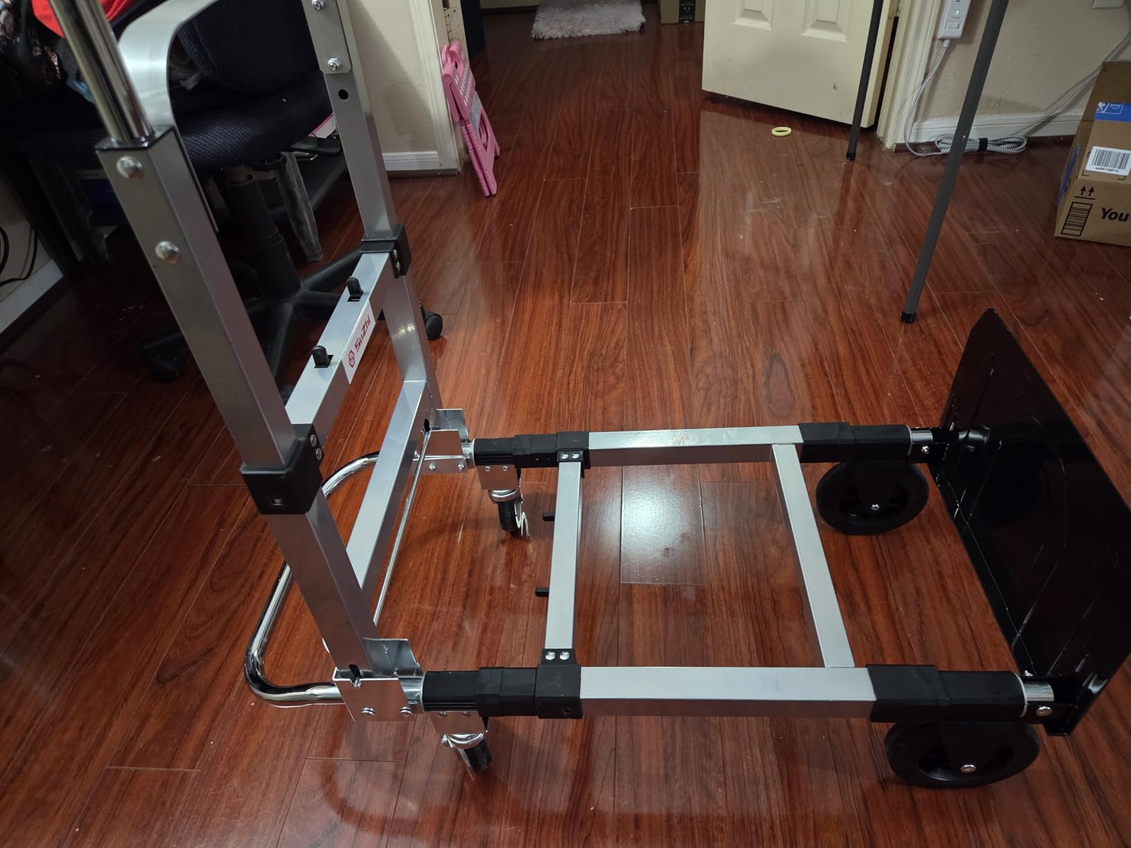 Suzhi Two Large Wheel Hand Truck Dolly Cart with Wheels Heavy Duty/with 2 Wheels / 600Lbs Load, 2 Straps for Furniture/Appliance/Carton/Warehouse/Office /10 Minutes to Install as Video customer photo 2