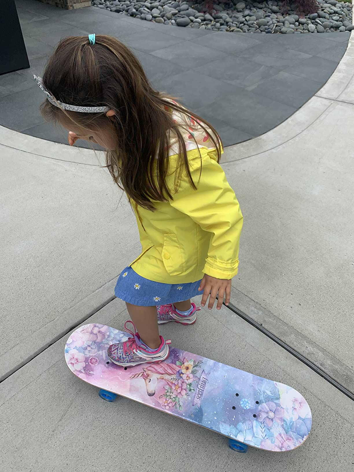 Skateboards for Beginners Kids Boys Girls and Adults, 31''x8'', 7-Layer Maple, Double Kick Concave, Fascinating Cool, Solid & Durable customer photo 2
