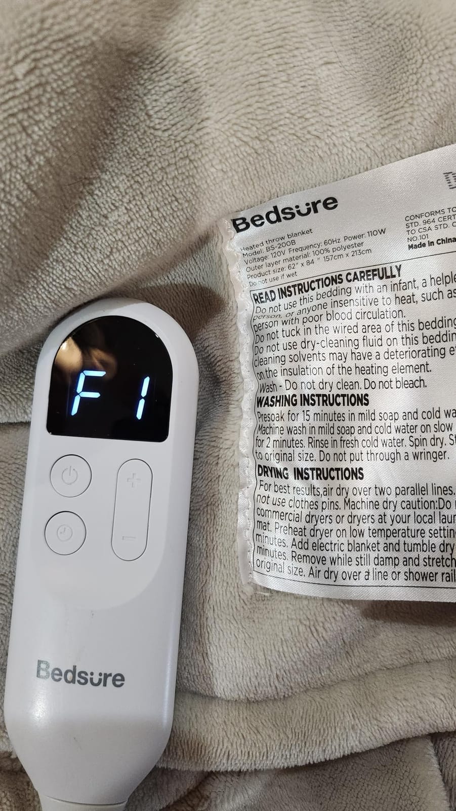 Bedsure Heated Blanket Throw Blanket with Preheat Function - Fast Heating Electric Blanket, Soft Flannel Throw with 6 Time Settings (Up to 10H), 6 Heating Settings (50x60, Grey) customer photo 1