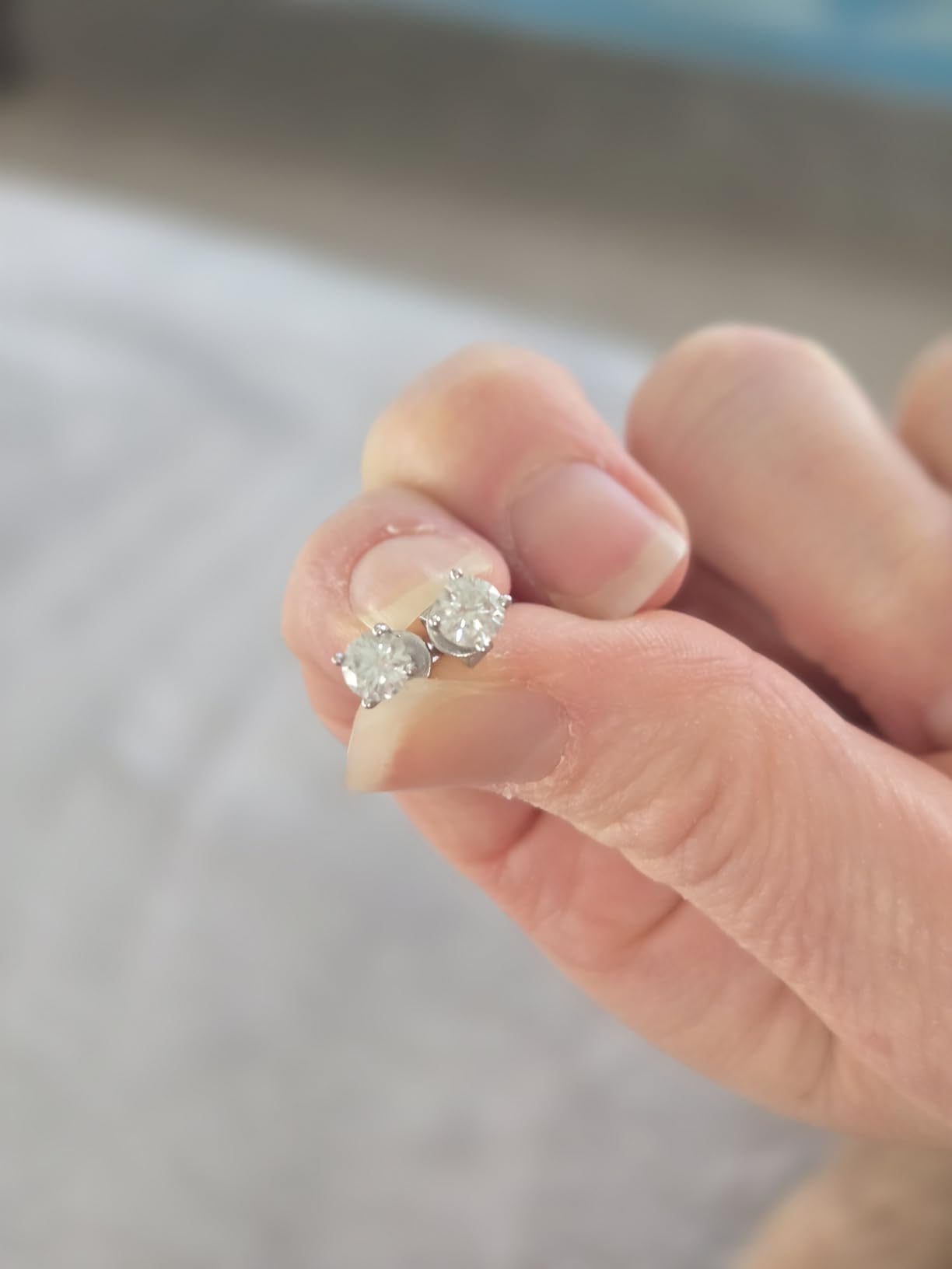 Moissanite Stud Earrings for Women and Men，925 Sterling Silver Earrings customer photo 1