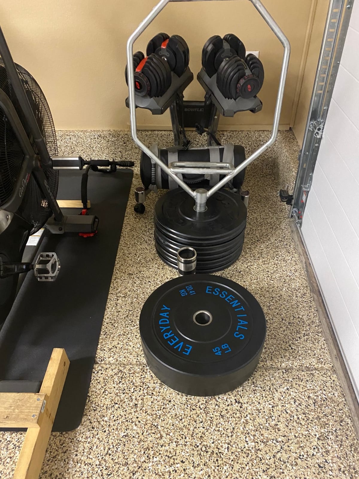 BalanceFrom Olympic Rubber Bumper Weight Plate Set with Steel Hub Inserts - 2-Inch Hole Plates for Strength Training, Powerlifting, and Weightlifting at Home, Garage, or Commercial Gym customer photo 2