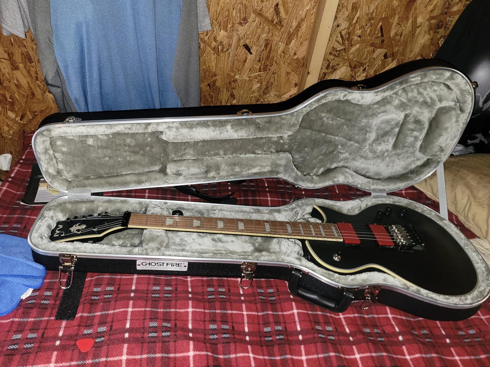 GHOSTFIRE Electric Guitar ABS Hard Case for ST/TL/JAG, GC-REG Black | Portable Hard-Shell Case With Lock, Super Thick Case Fit for Guitar, Soft Velvet Lining Suitable Inner Design customer photo 1